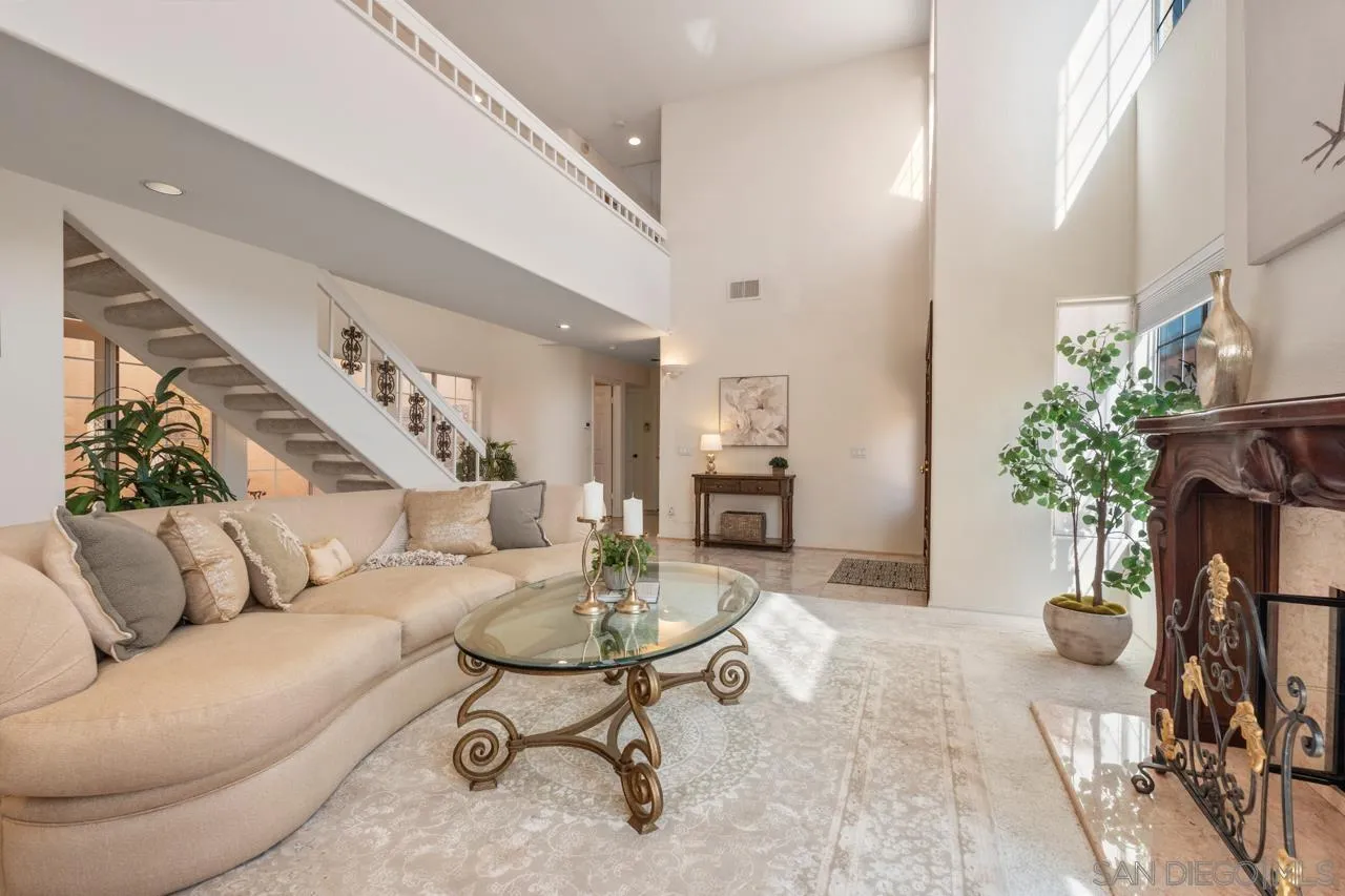 https://cdn.realtyfeed.com/cdn/127/260007087/6096b54ba9f307ca3f73b701128e67f2.webp