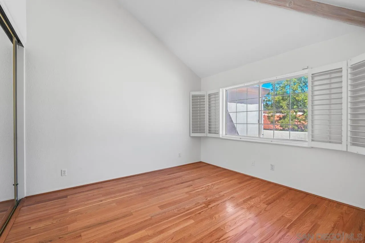 https://cdn.realtyfeed.com/cdn/127/260007087/cce6921735445cf3c4258945787820c5.webp