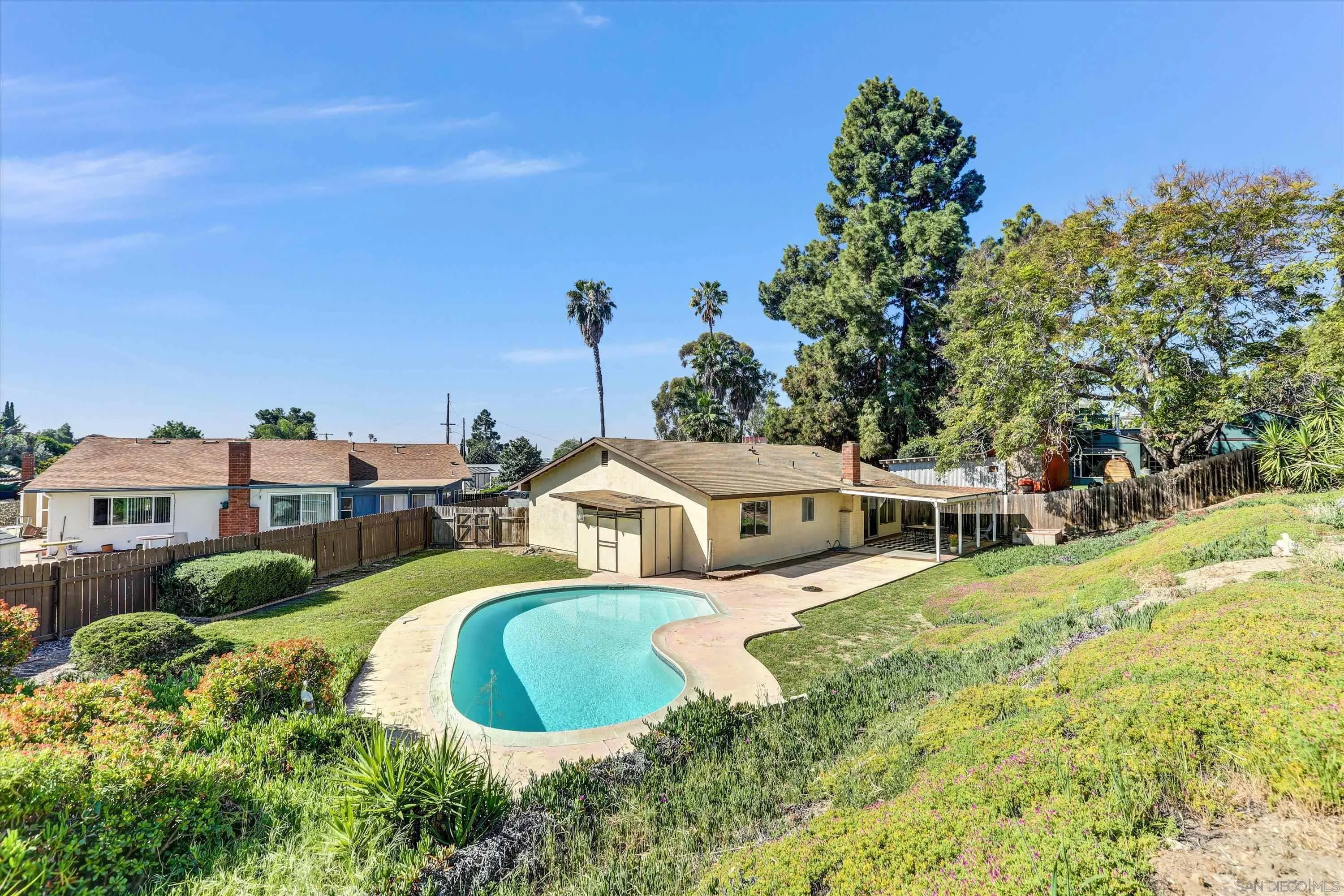 https://cdn.realtyfeed.com/cdn/127/260007089/5ffb7b732420230f7eec60aab90c7de8.webp