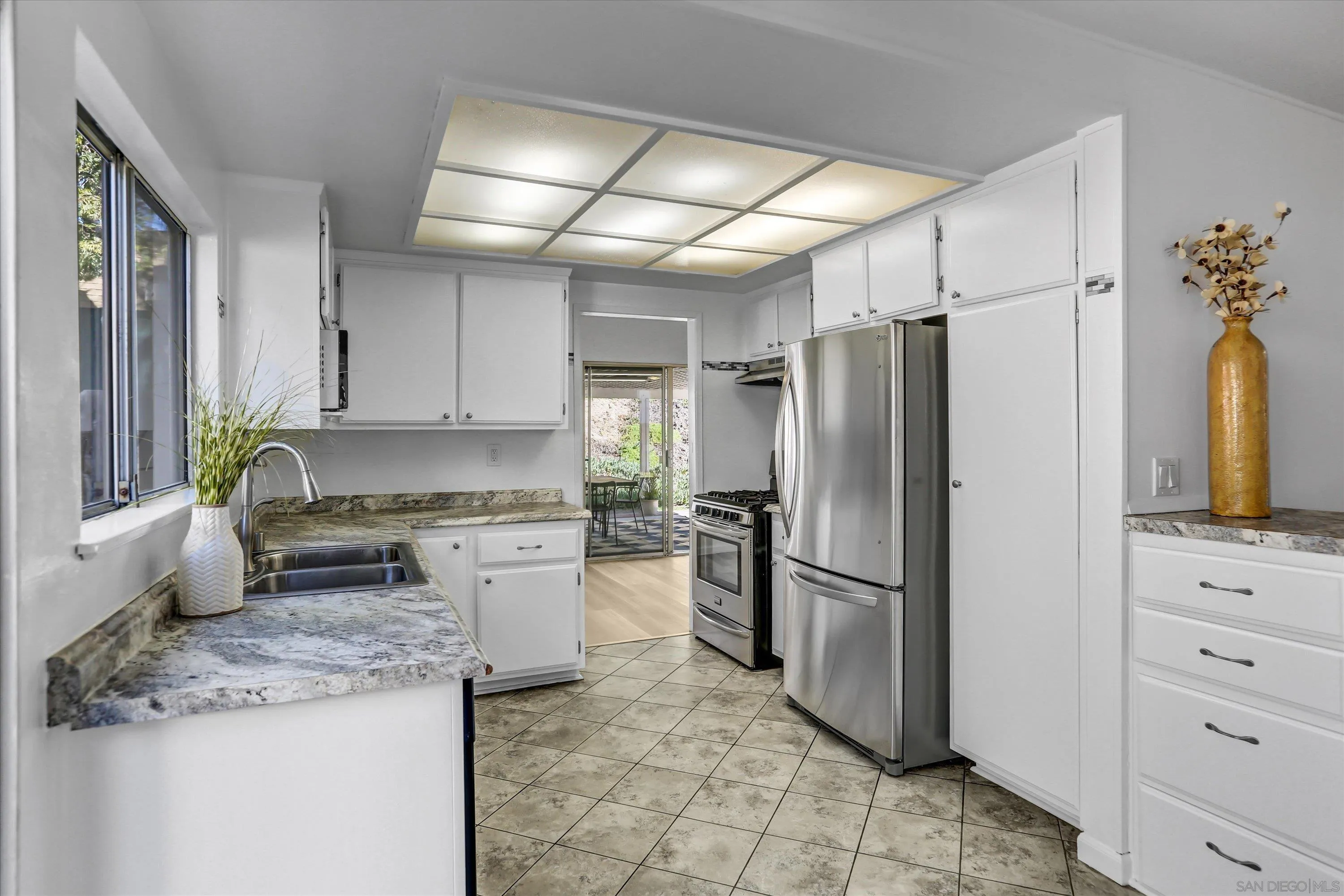 https://cdn.realtyfeed.com/cdn/127/260007089/96ecbd621447a690f82075a5d7a20130.webp