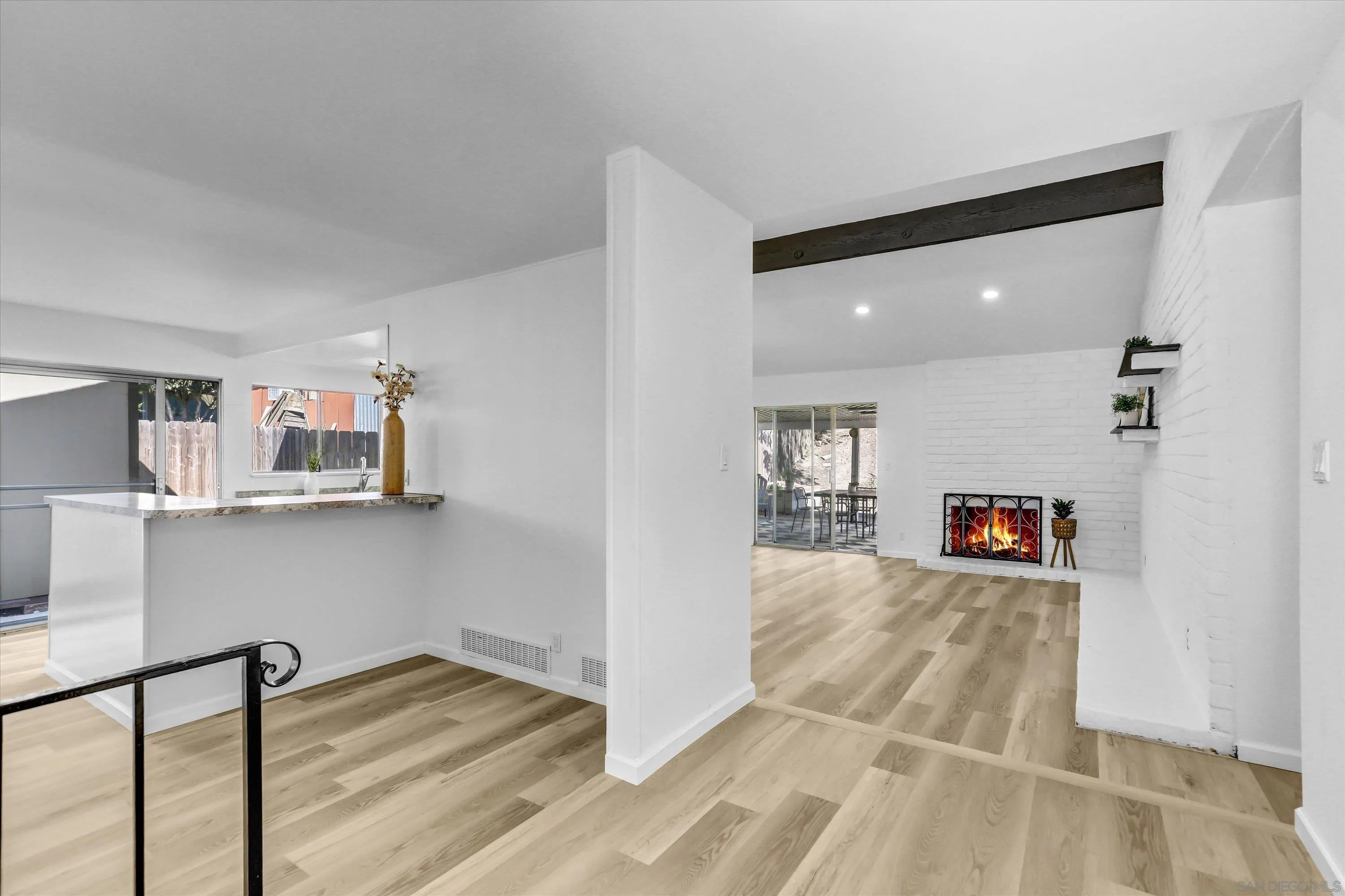 https://cdn.realtyfeed.com/cdn/127/260007089/9738fdc1320d25704e8e8456f4113d98.webp