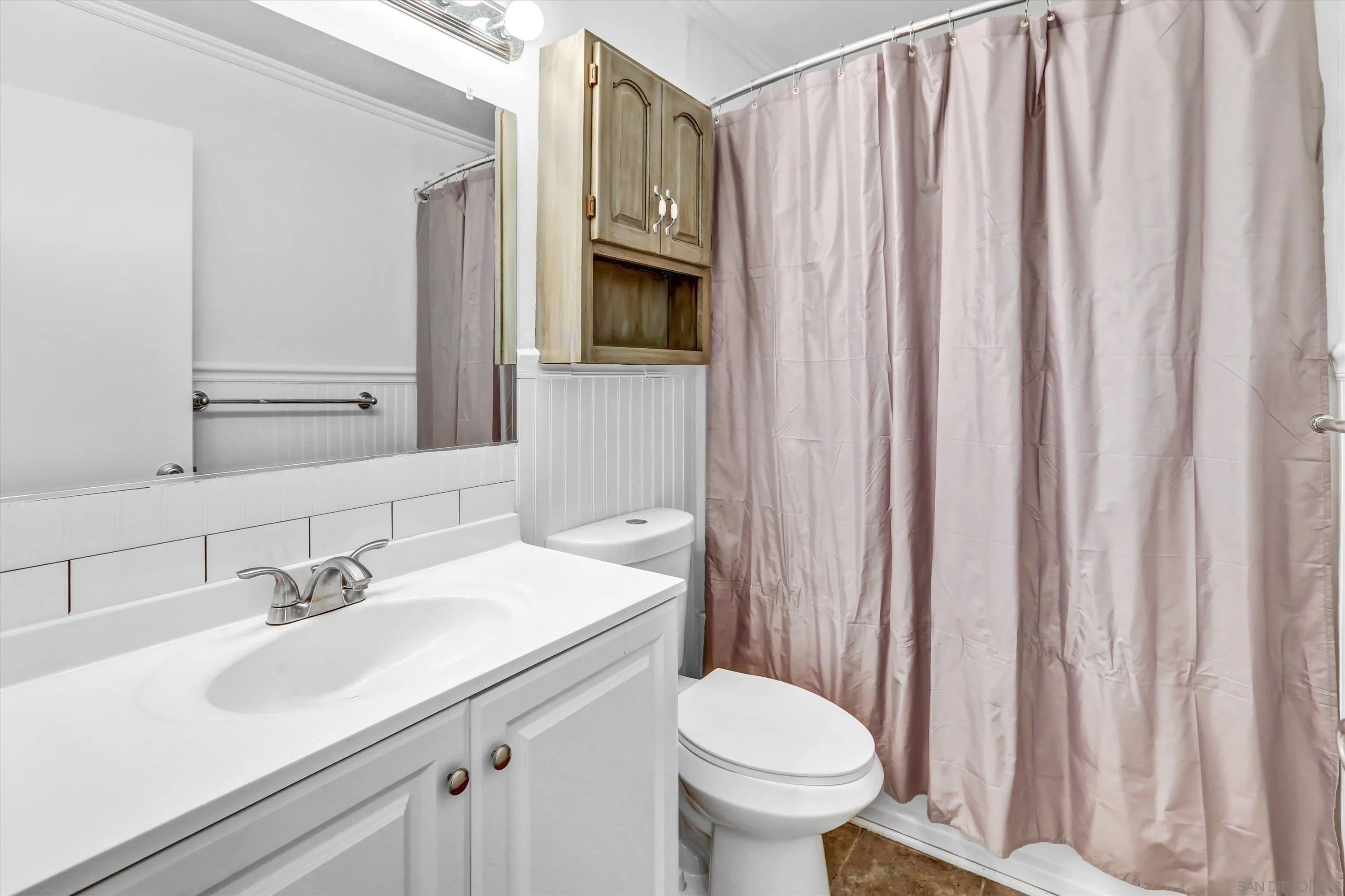 https://cdn.realtyfeed.com/cdn/127/260007089/b001e141477285e79865122bcd61802e.webp