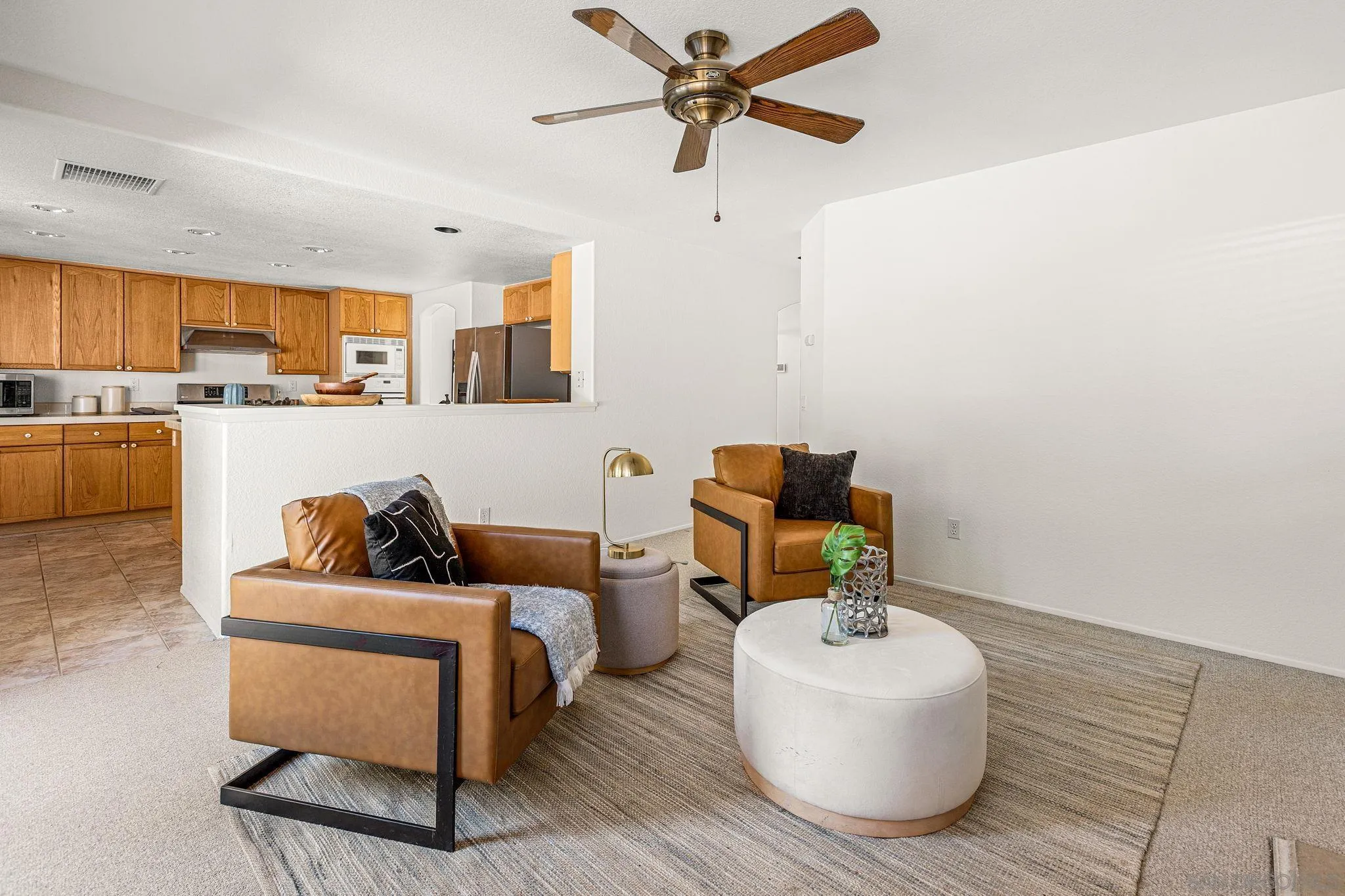 https://cdn.realtyfeed.com/cdn/127/260007094/501f47055a25fc757b6506f6f77e2456.webp