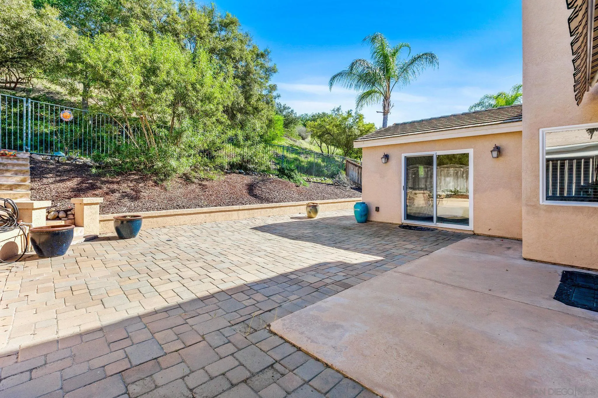 https://cdn.realtyfeed.com/cdn/127/260007094/7c82cee873150b3aec749b37729584f5.webp