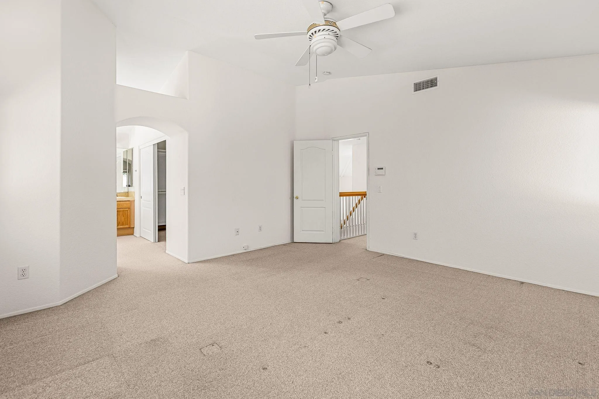 https://cdn.realtyfeed.com/cdn/127/260007094/be53fb629189a6ed7170fc24a79d3431.webp