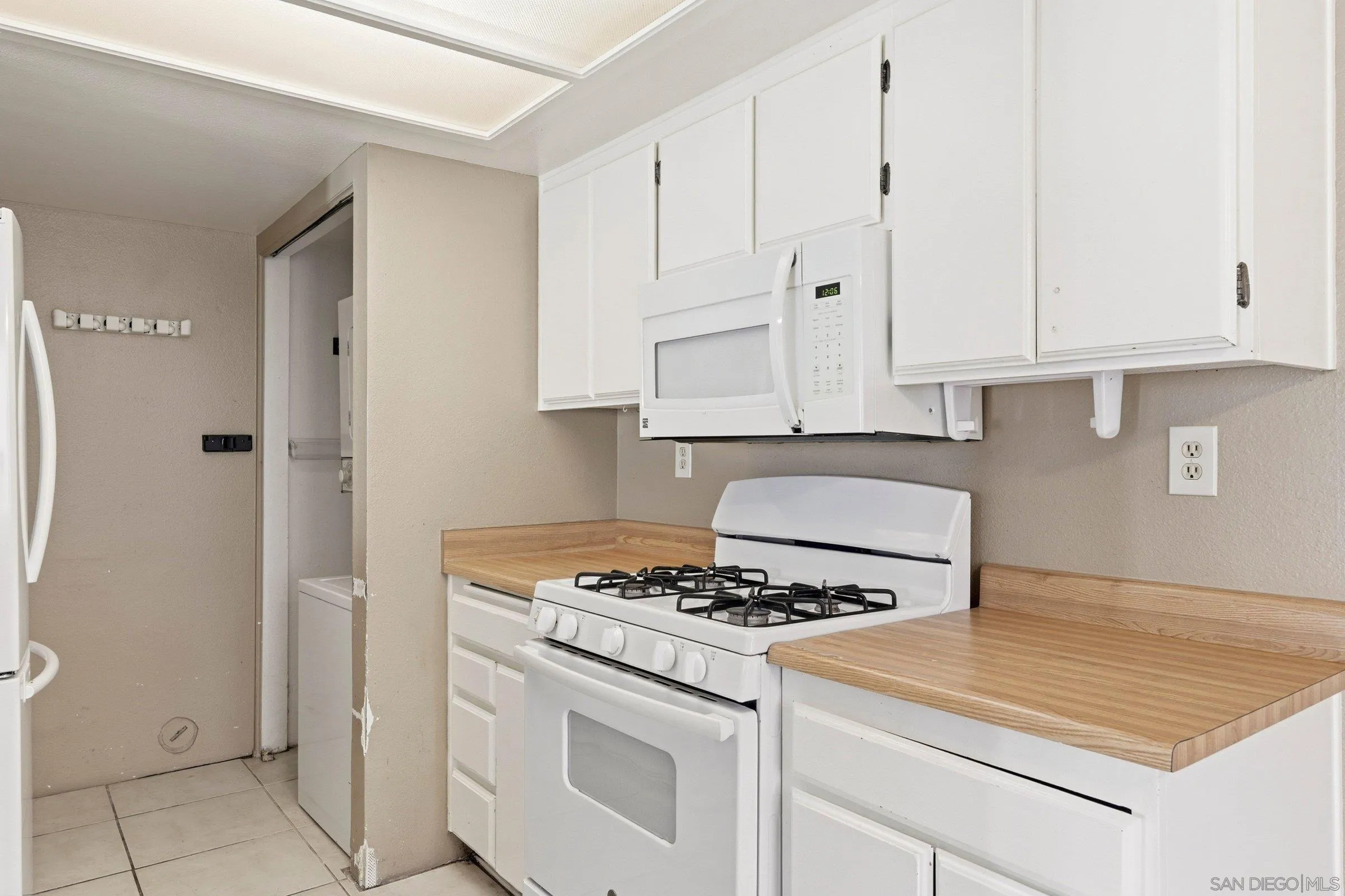 Photo #9: 260007096 Listing: Photo #9