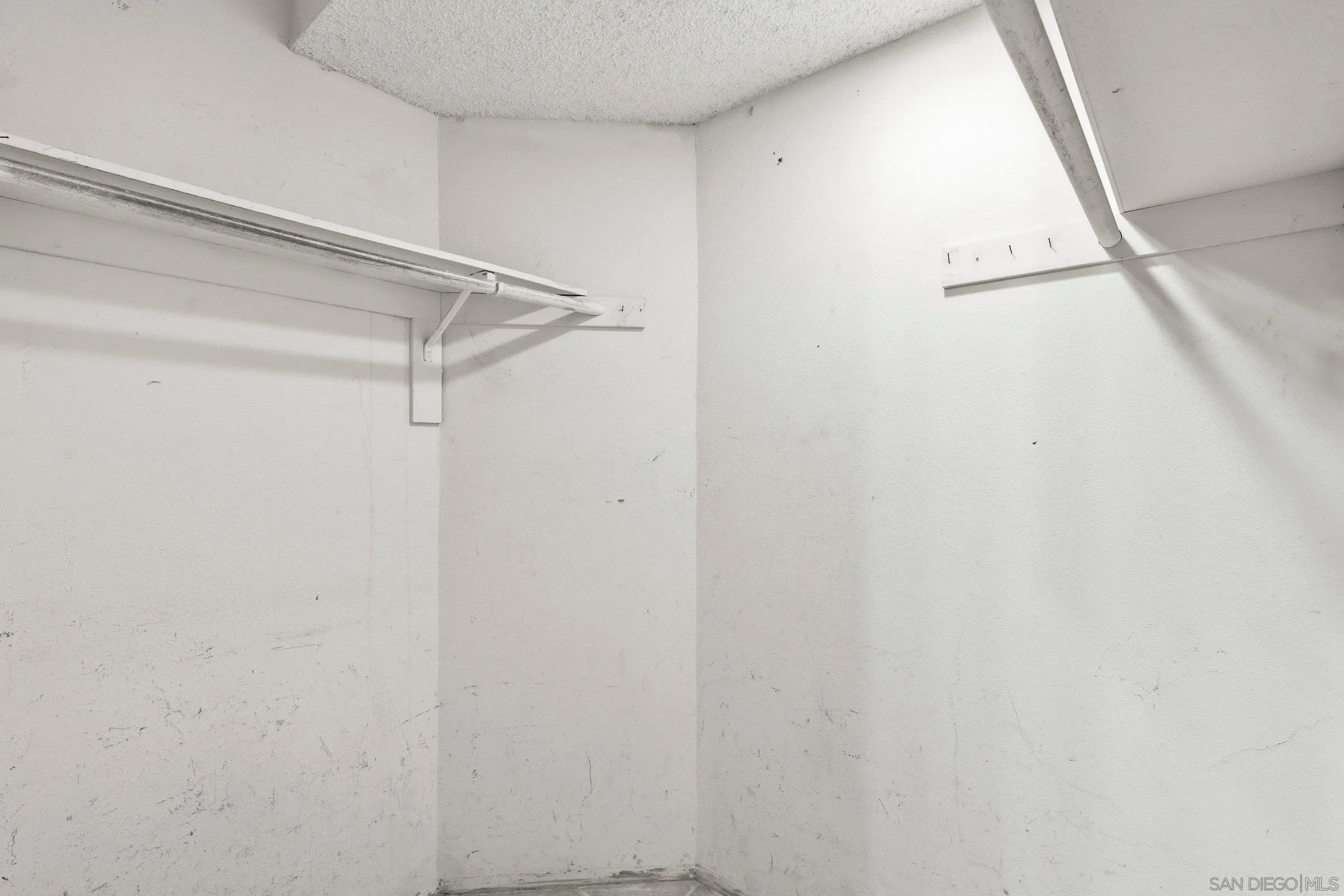 Photo #17: 260007096 Listing: Photo #17