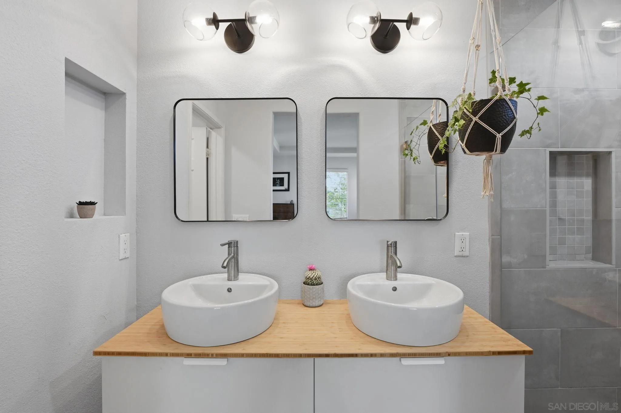 Photo #20: 260007102 Listing: Photo #20