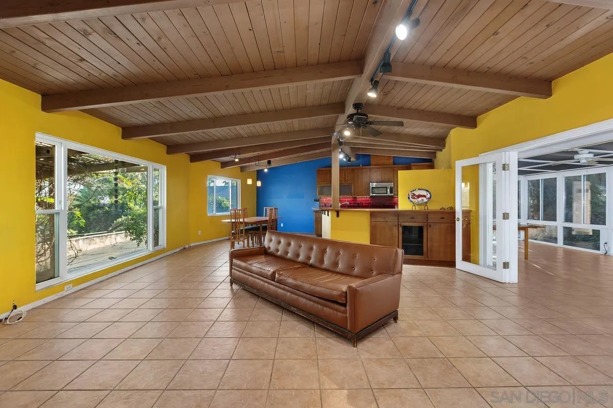 https://cdn.realtyfeed.com/cdn/127/260007103/7b0a026164f084e04c566ee5e091ae20.webp