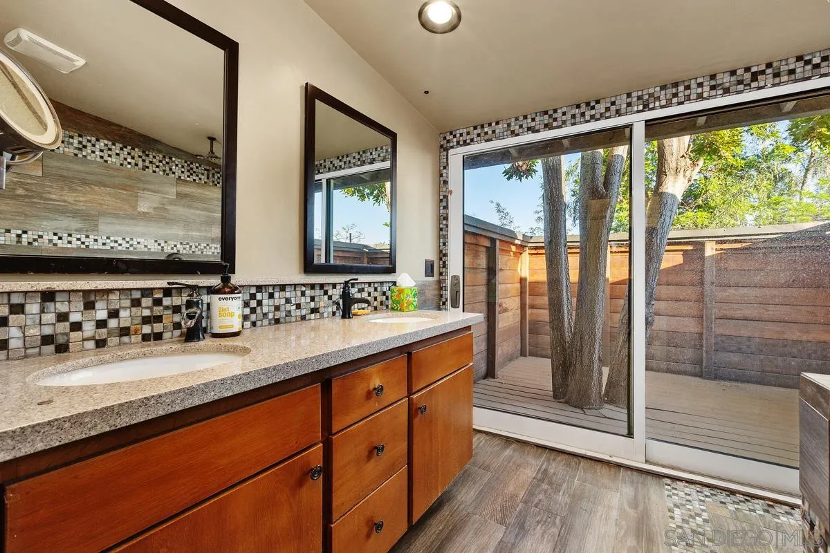 https://cdn.realtyfeed.com/cdn/127/260007103/971474b6296119c55a84356e0b17c8c1.webp