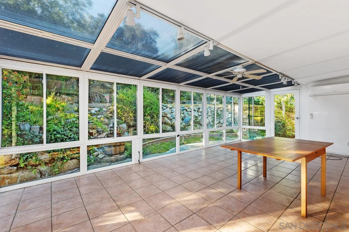 https://cdn.realtyfeed.com/cdn/127/260007103/ac5f89f828da249a7d5d64535167268f.webp