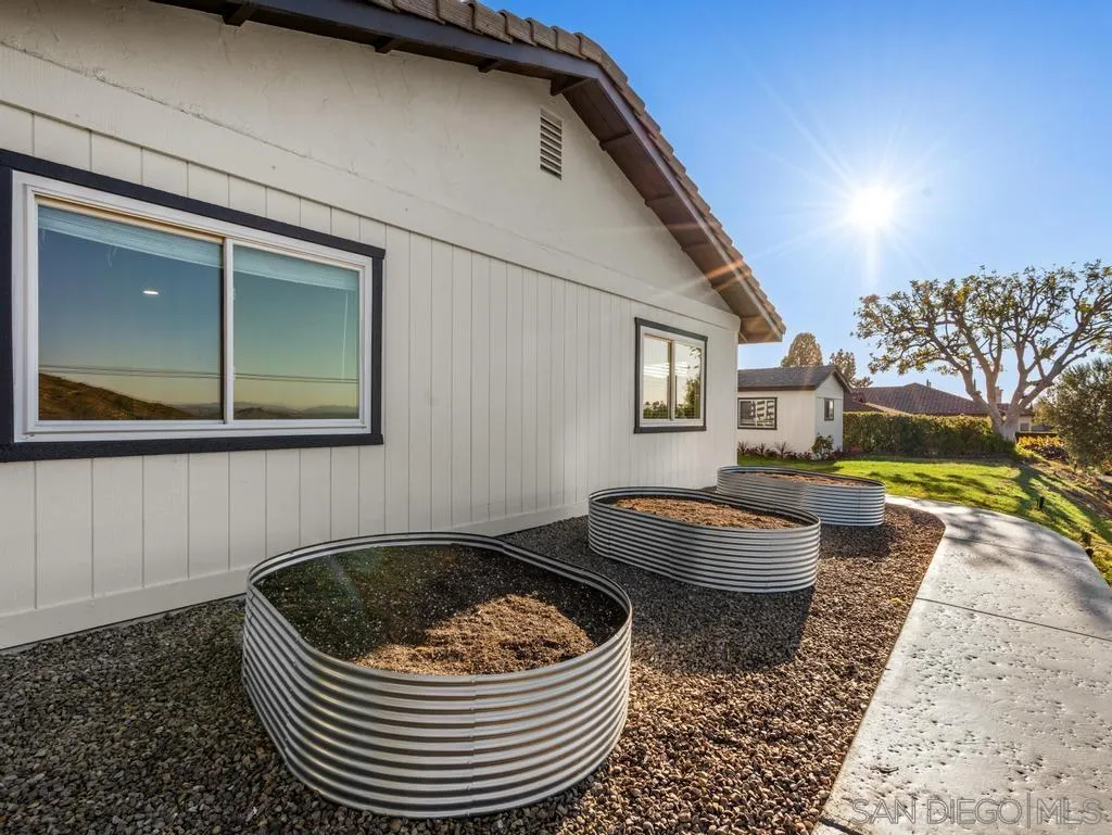 https://cdn.realtyfeed.com/cdn/127/260007104/2d5c566231830872698fda1cd0323335.webp