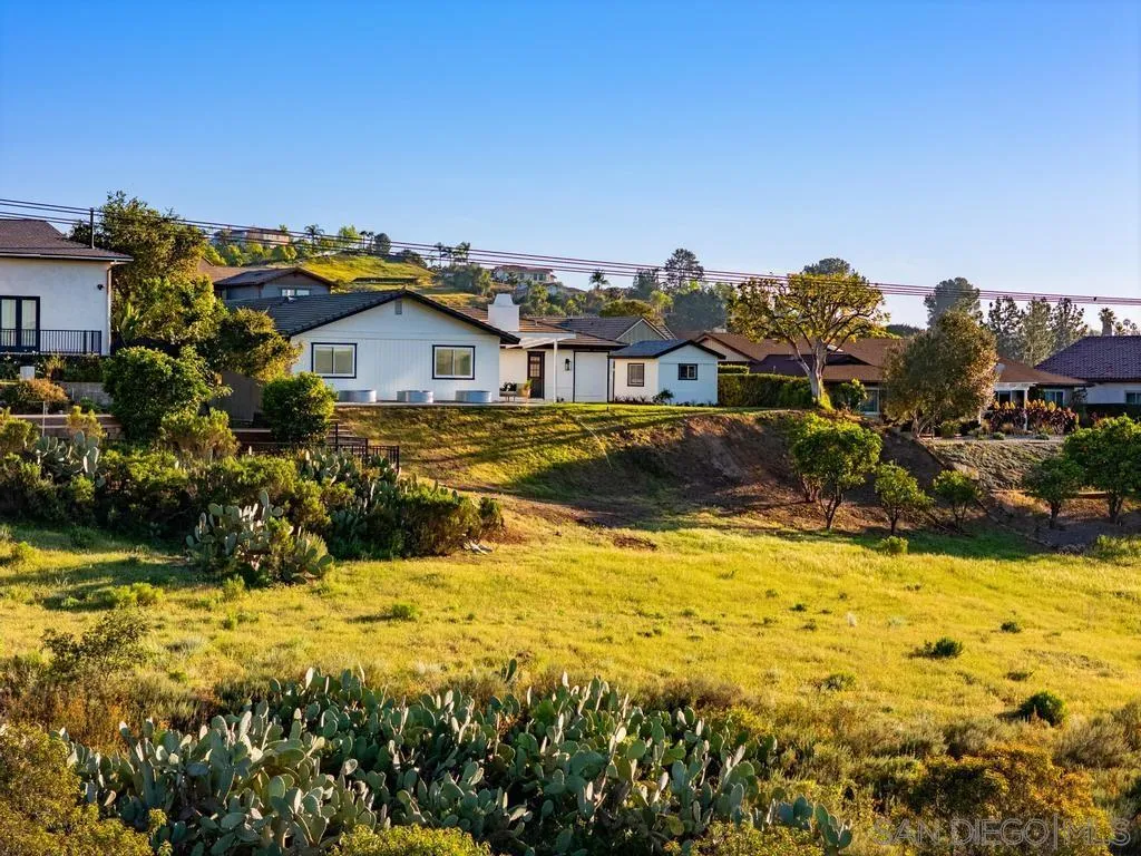 https://cdn.realtyfeed.com/cdn/127/260007104/8f44eea54cff211f8952f8aa48a77c6d.webp