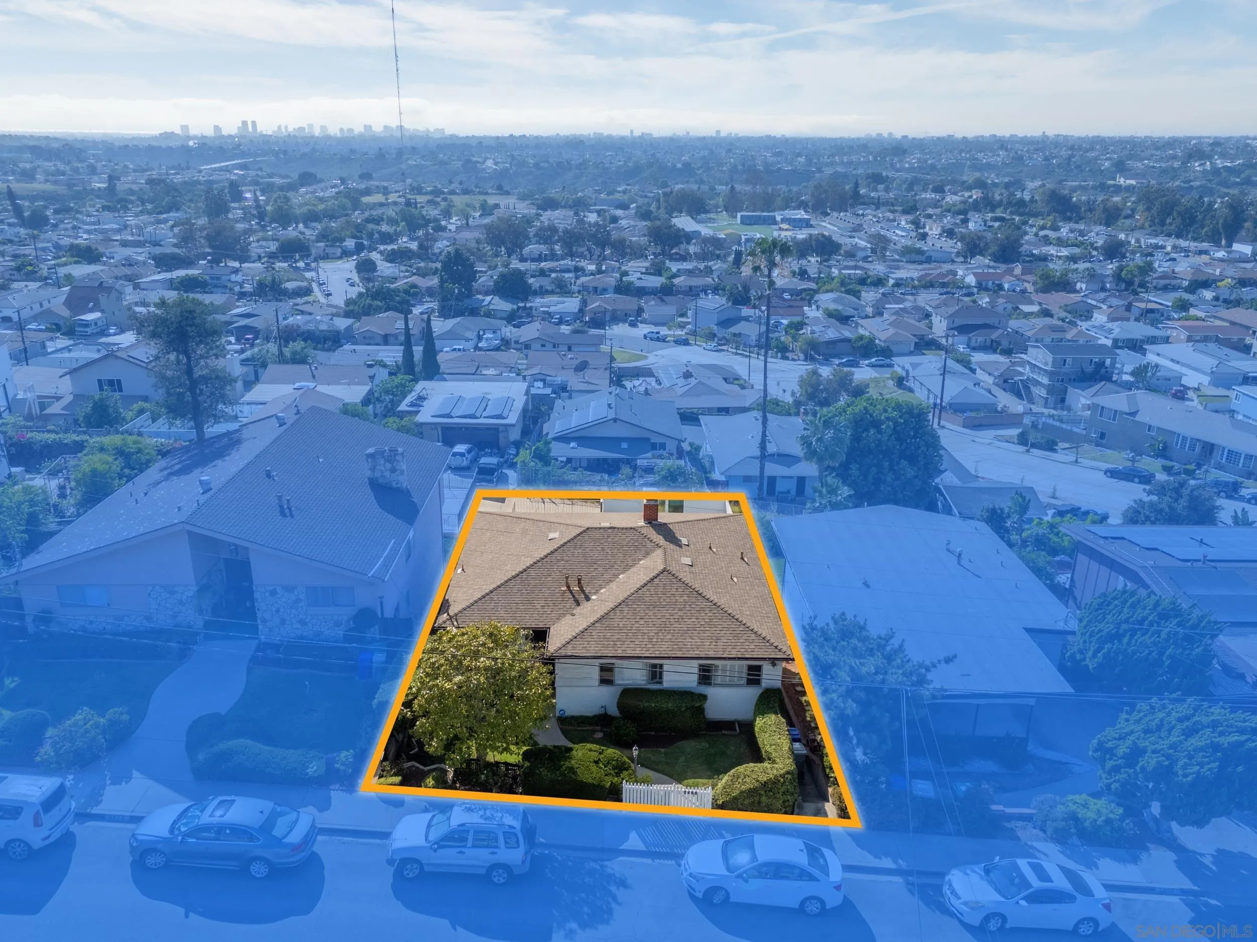 https://cdn.realtyfeed.com/cdn/127/260007110/18264dd470db1af8669968b5f72b1e48.webp
