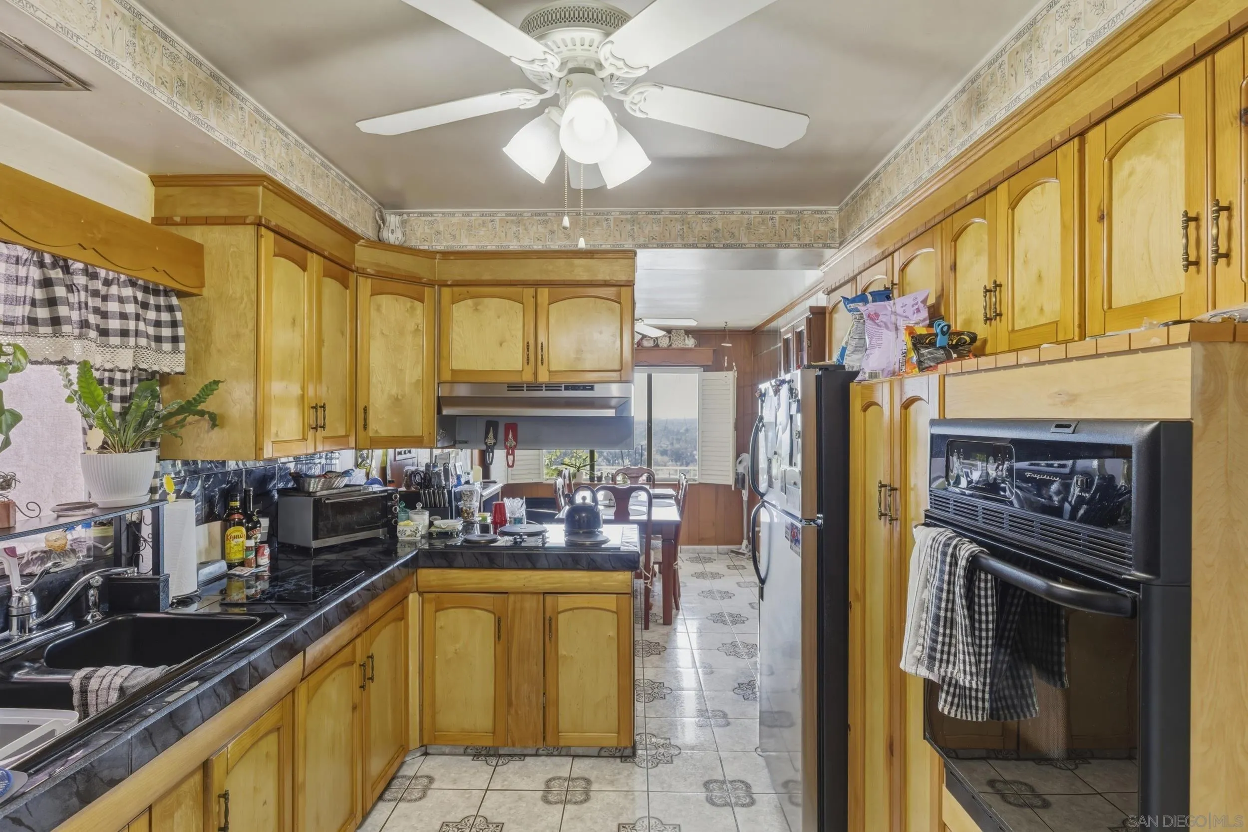 https://cdn.realtyfeed.com/cdn/127/260007110/6406259414f95afd877cefaf8e093ef1.webp