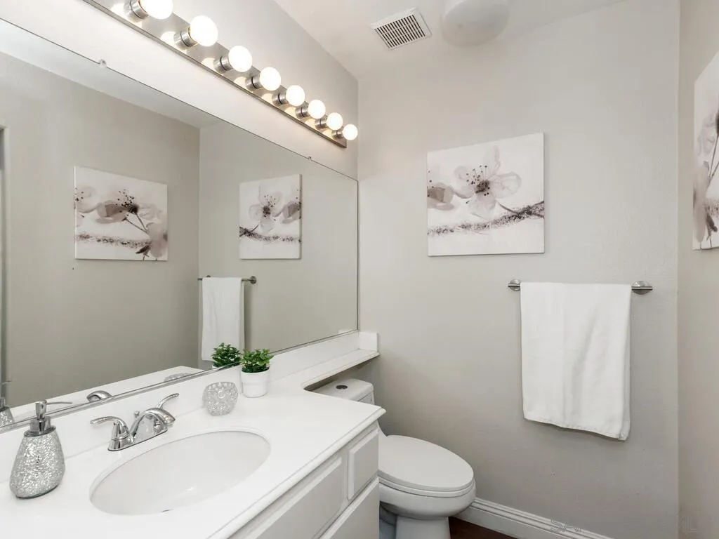 Photo #8: 260007115 Listing: Photo #8