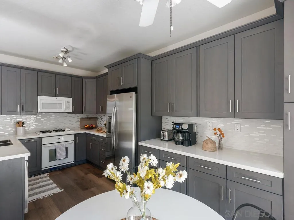 Photo #13: 260007115 Listing: Photo #13