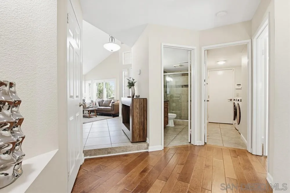 https://cdn.realtyfeed.com/cdn/127/260007118/104efca5e3f58e459a154fbcc7c73525.webp