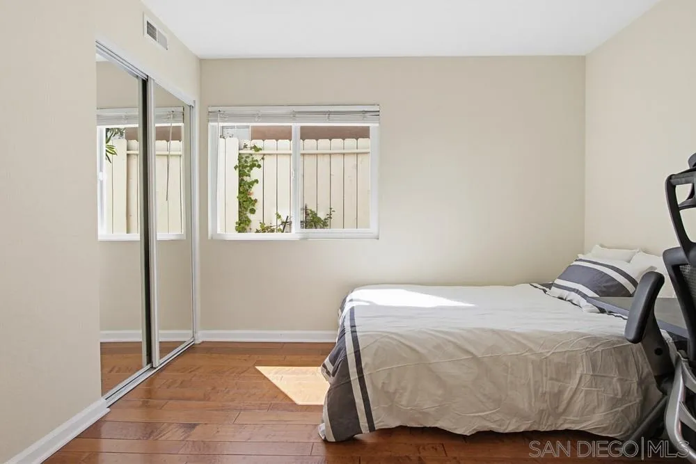 https://cdn.realtyfeed.com/cdn/127/260007118/76e8ce475b55384b9cbf0fb5b49624e8.webp