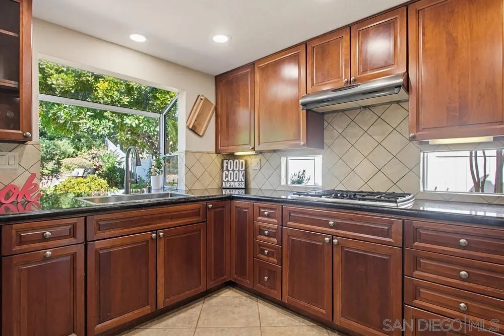 https://cdn.realtyfeed.com/cdn/127/260007118/ade9b8c1ad00084abb230d6205733f3c.webp