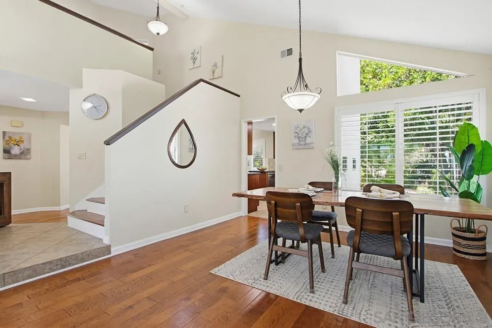 https://cdn.realtyfeed.com/cdn/127/260007118/cbd5697180e3a5f309b7ca2b6b6d4fb5.webp