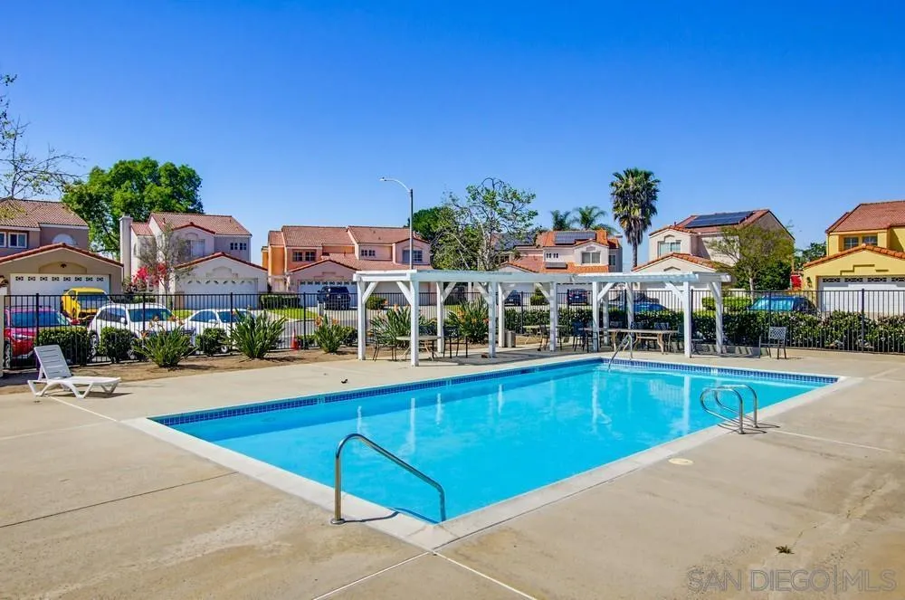 https://cdn.realtyfeed.com/cdn/127/260007120/09382f8c9f49a2746aa18e9536b82e46.webp