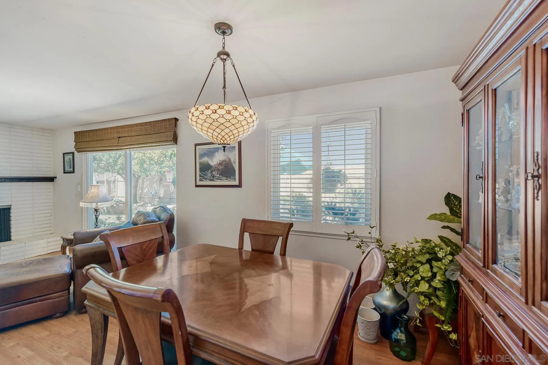 https://cdn.realtyfeed.com/cdn/127/260007124/9d5bbd471a74ede1d969305dc808ff15.webp