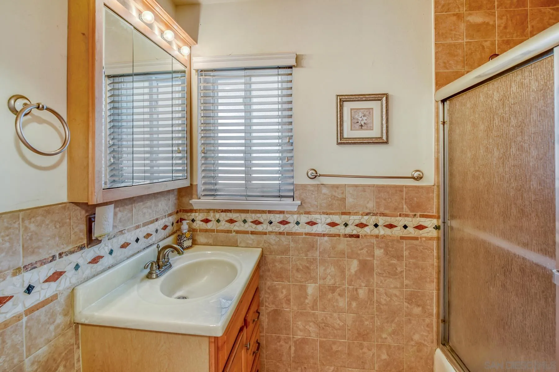 https://cdn.realtyfeed.com/cdn/127/260007124/b1db67ea786ae1502c98b8182f334173.webp