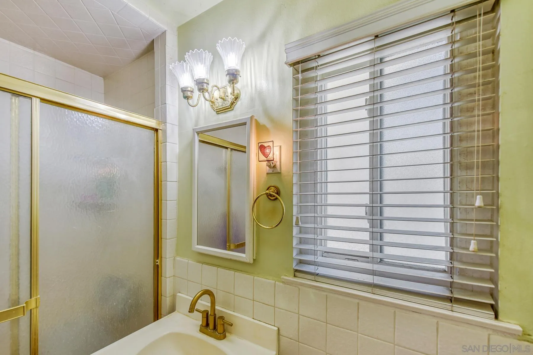 https://cdn.realtyfeed.com/cdn/127/260007124/b846dde6cc9844872445612d0d5fe3f9.webp