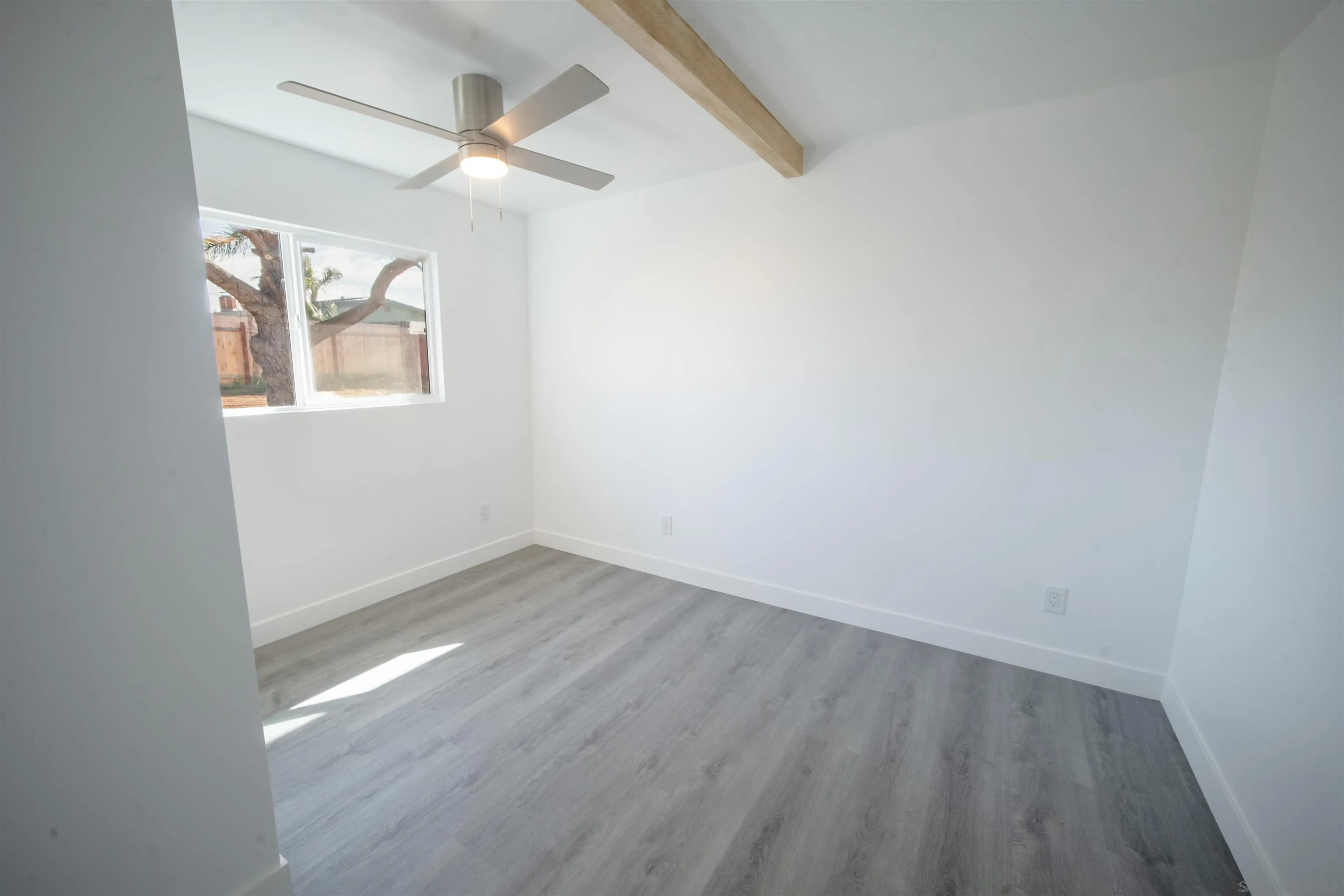 https://cdn.realtyfeed.com/cdn/127/260007127/136fd40f5f0fac96d0cd9f594157ea00.webp