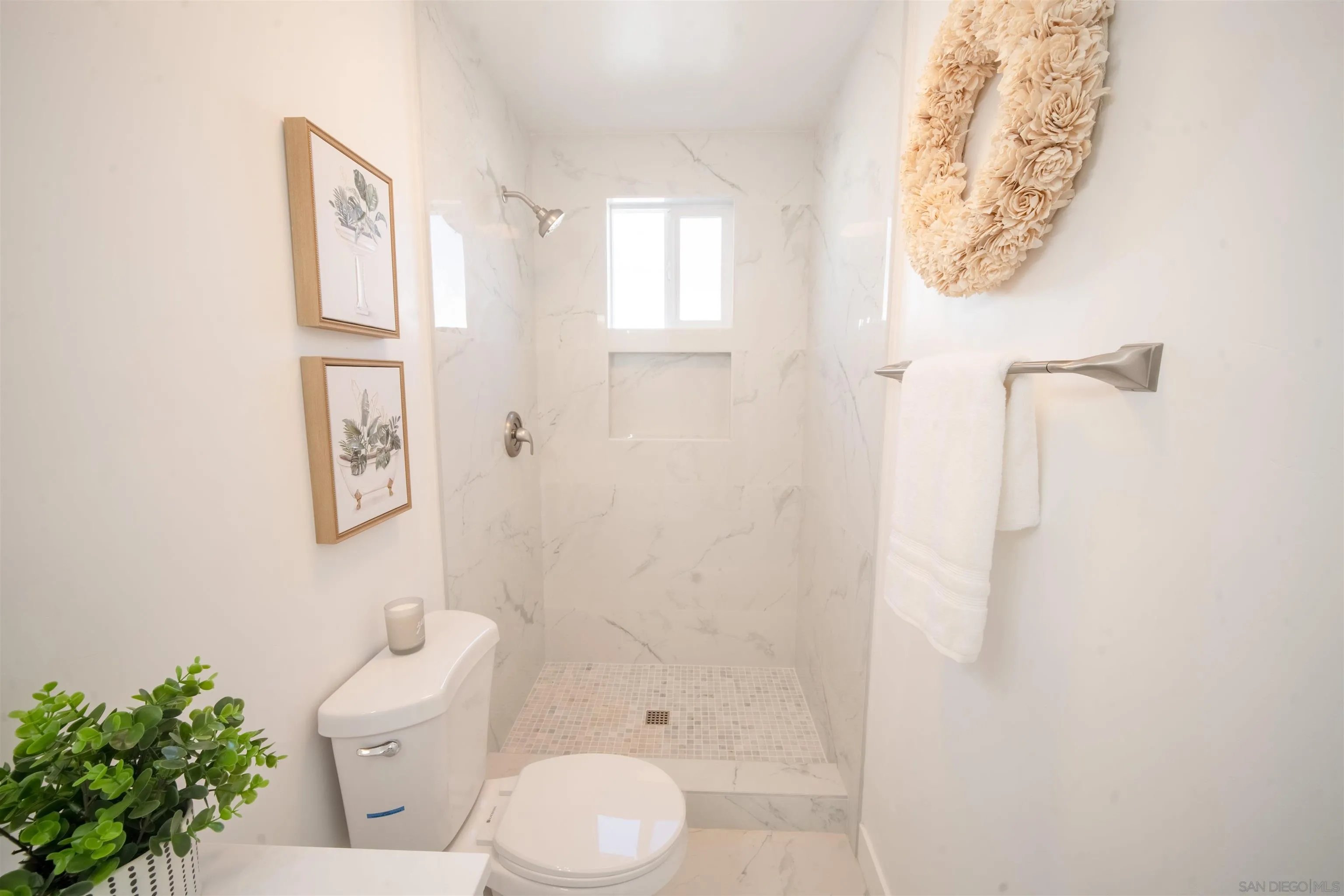 https://cdn.realtyfeed.com/cdn/127/260007127/5b37ff42b7ad9ea5e9f6b04fd1f5d77e.webp