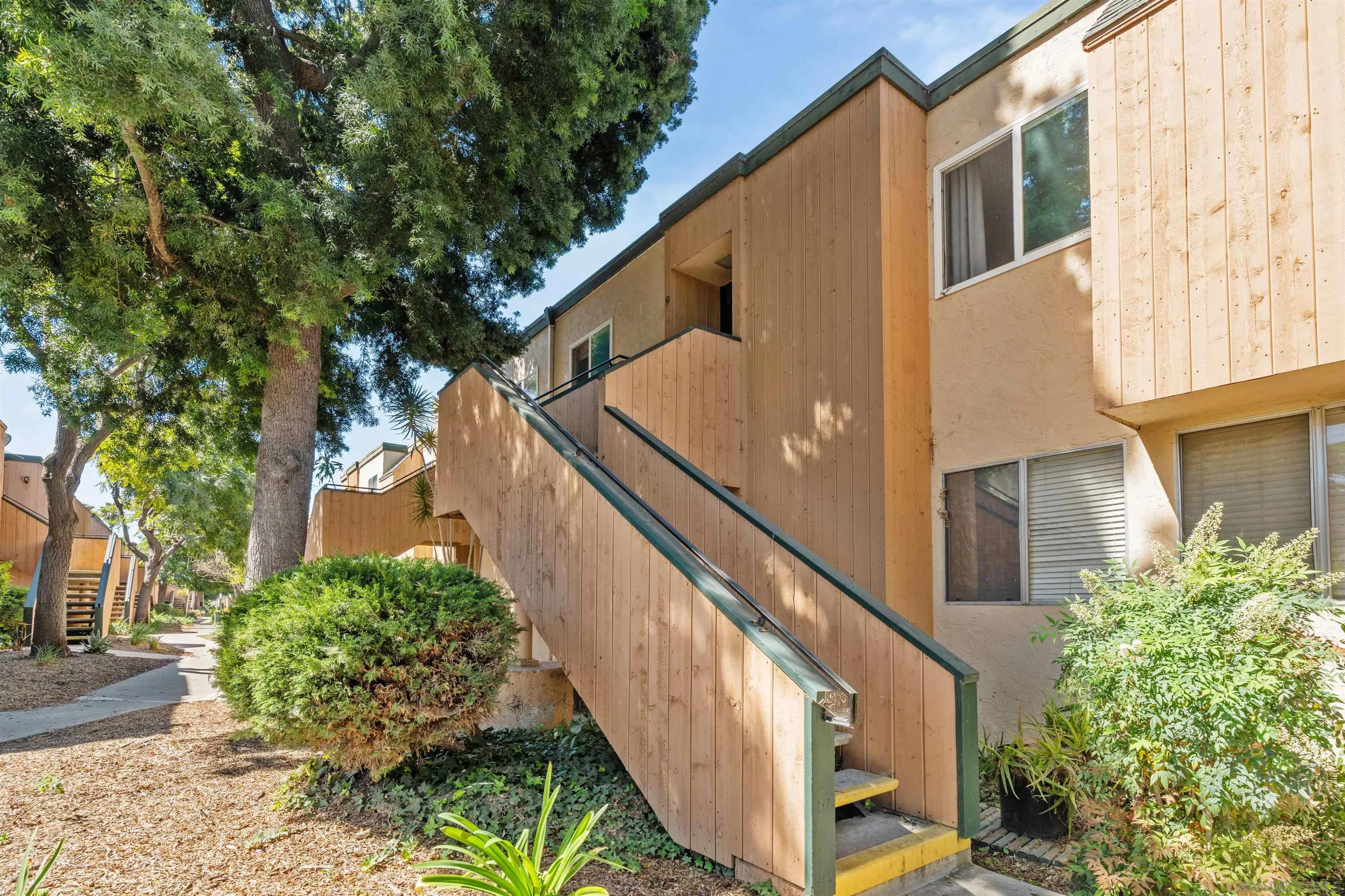 Photo #1: 260007130 Listing: Photo #1