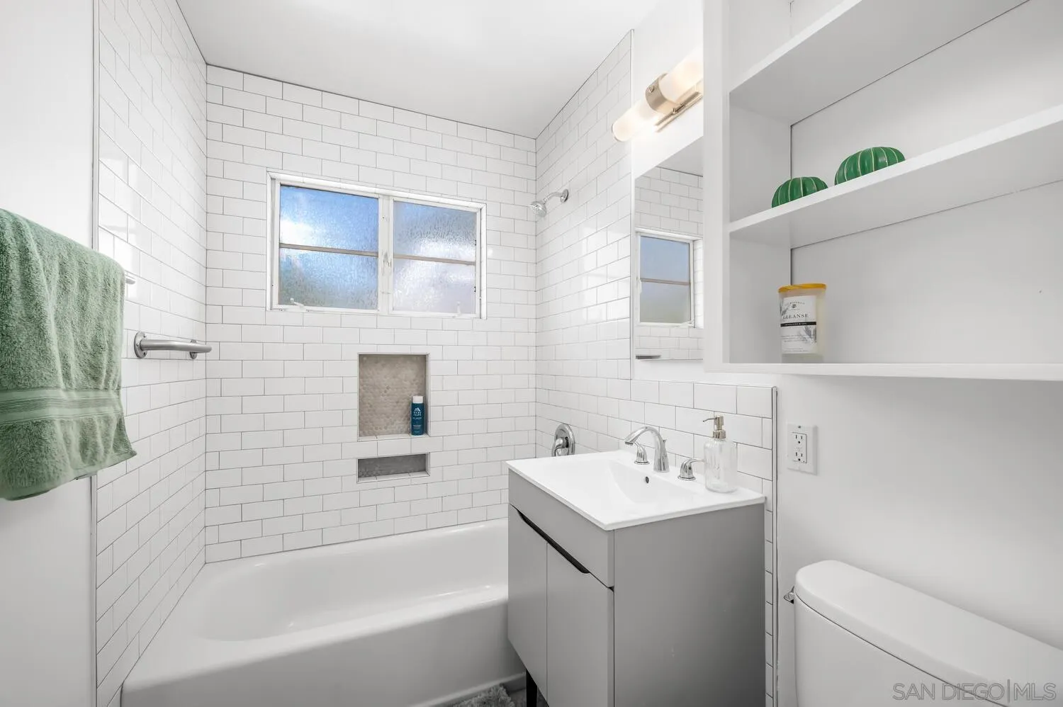 https://cdn.realtyfeed.com/cdn/127/260007131/24c767bb5f0e4447ef8832c6eb308c7d.webp