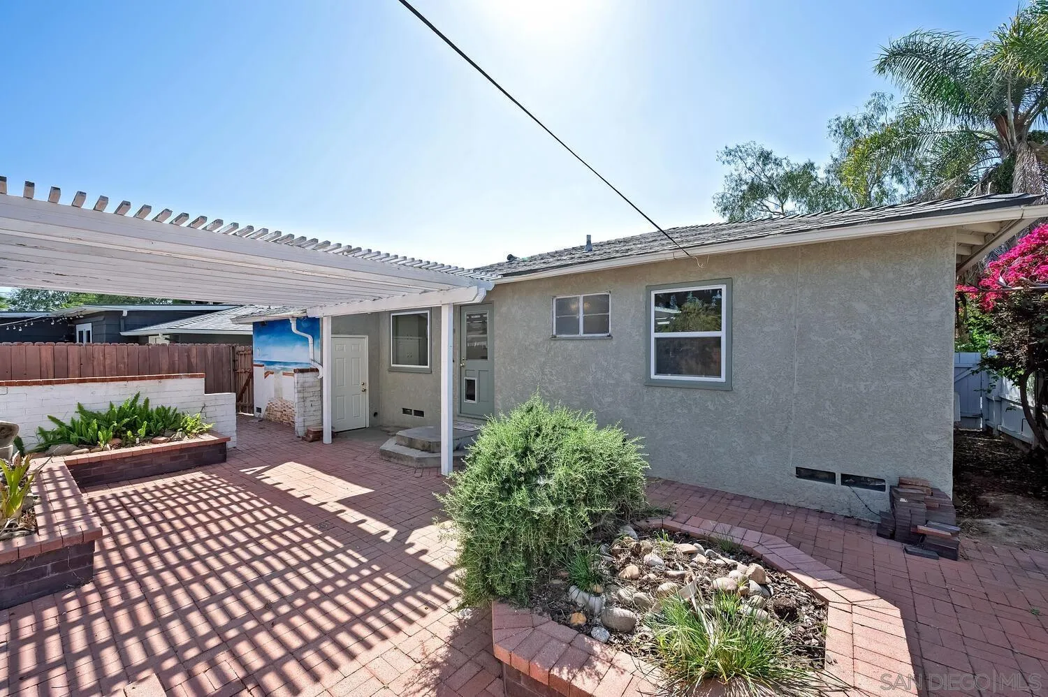 https://cdn.realtyfeed.com/cdn/127/260007131/29f8b047056f115ed73b31a207fabe1d.webp