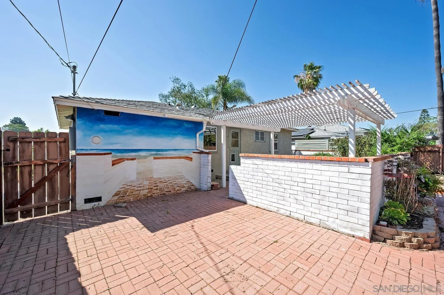 https://cdn.realtyfeed.com/cdn/127/260007131/48151896fa650acb48d0f866749d526f.webp