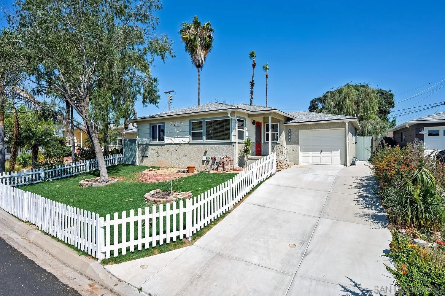 https://cdn.realtyfeed.com/cdn/127/260007131/7934129d1ab50fc196a4b2e44b0d8ac2.webp