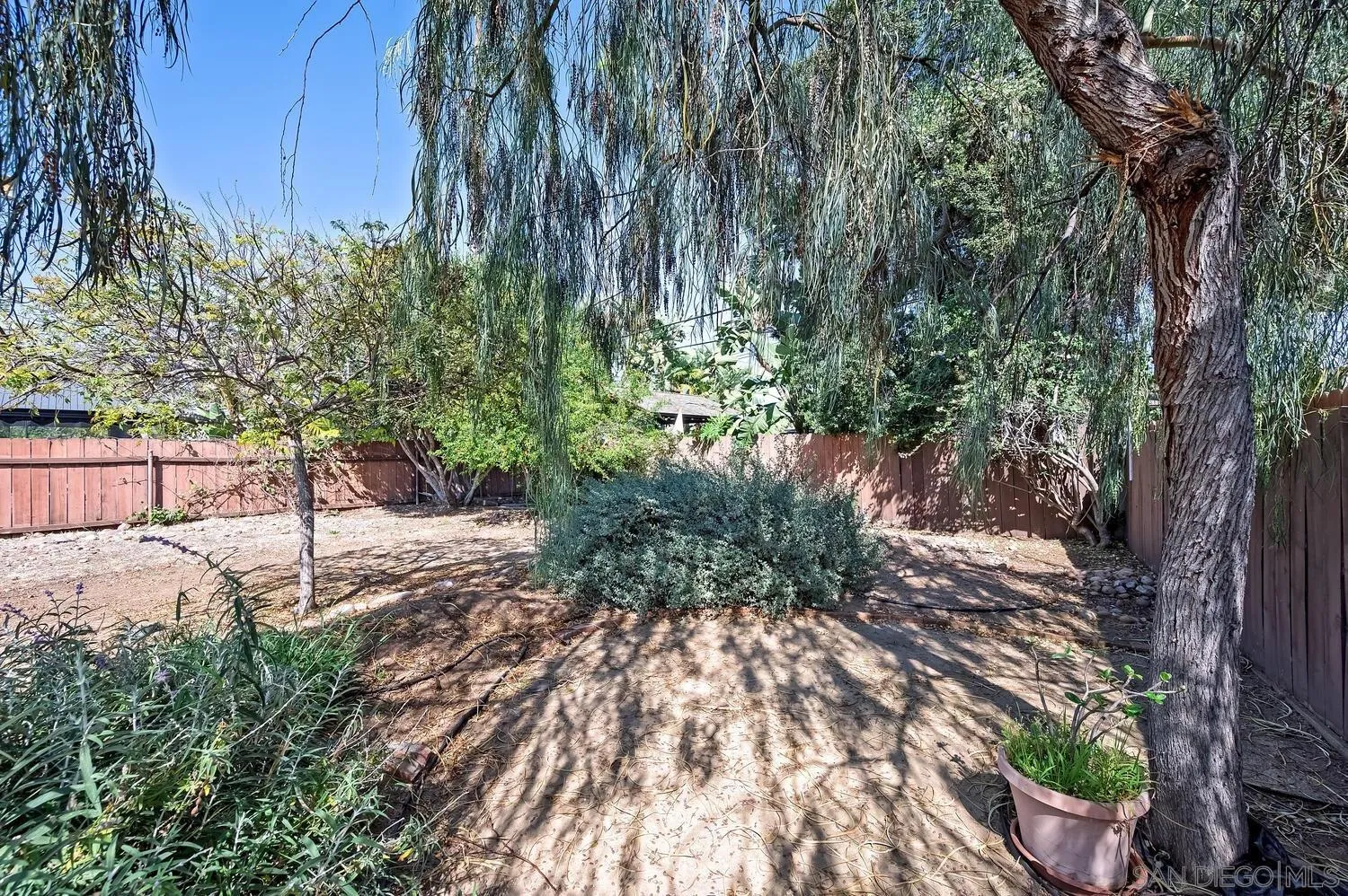 https://cdn.realtyfeed.com/cdn/127/260007131/f332ac206515c4505df481af2331796c.webp