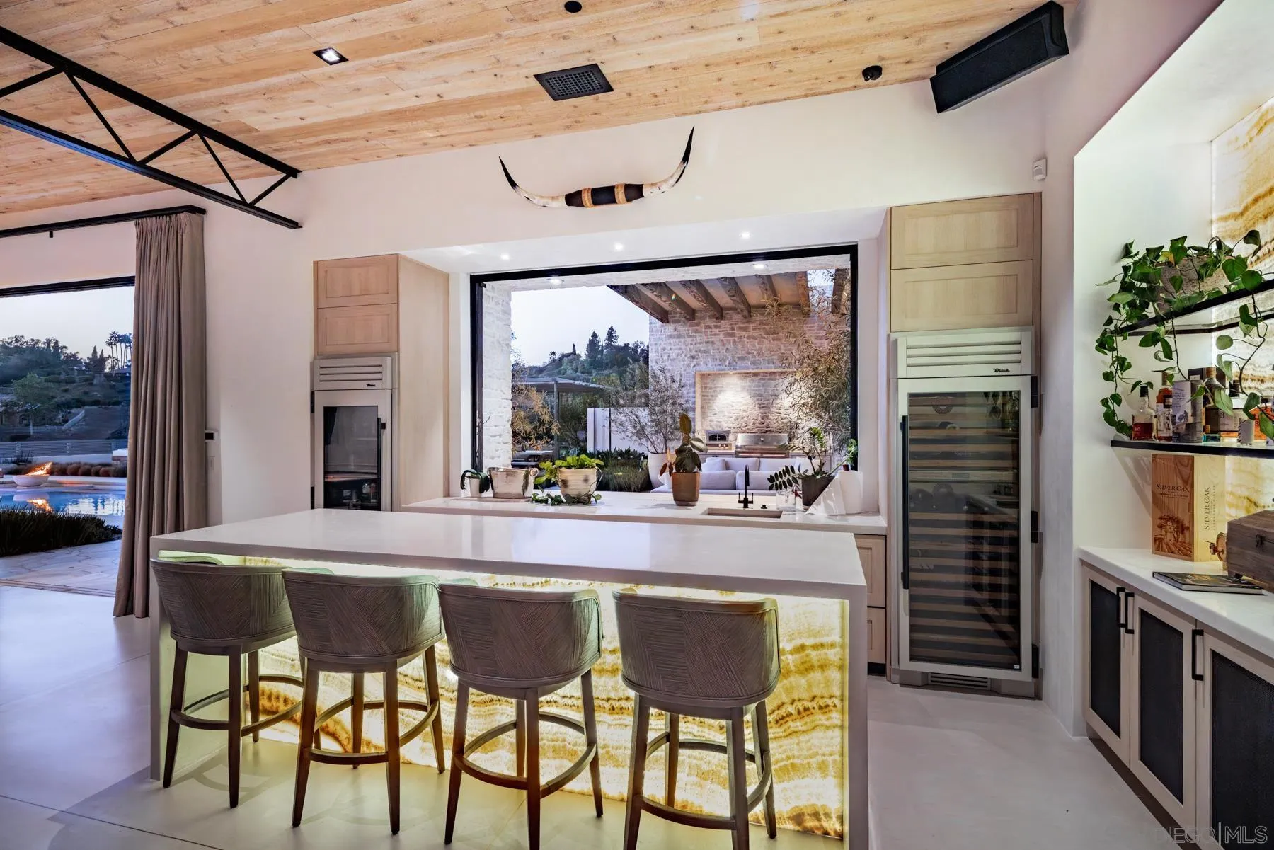 https://cdn.realtyfeed.com/cdn/127/260007132/7b76d6b59162c7e5ae5b3eac030cc211.webp