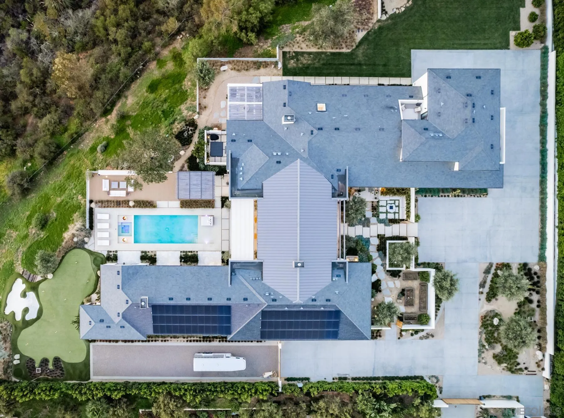 https://cdn.realtyfeed.com/cdn/127/260007132/e19ca9a436a631085bcbc8224ac45801.webp