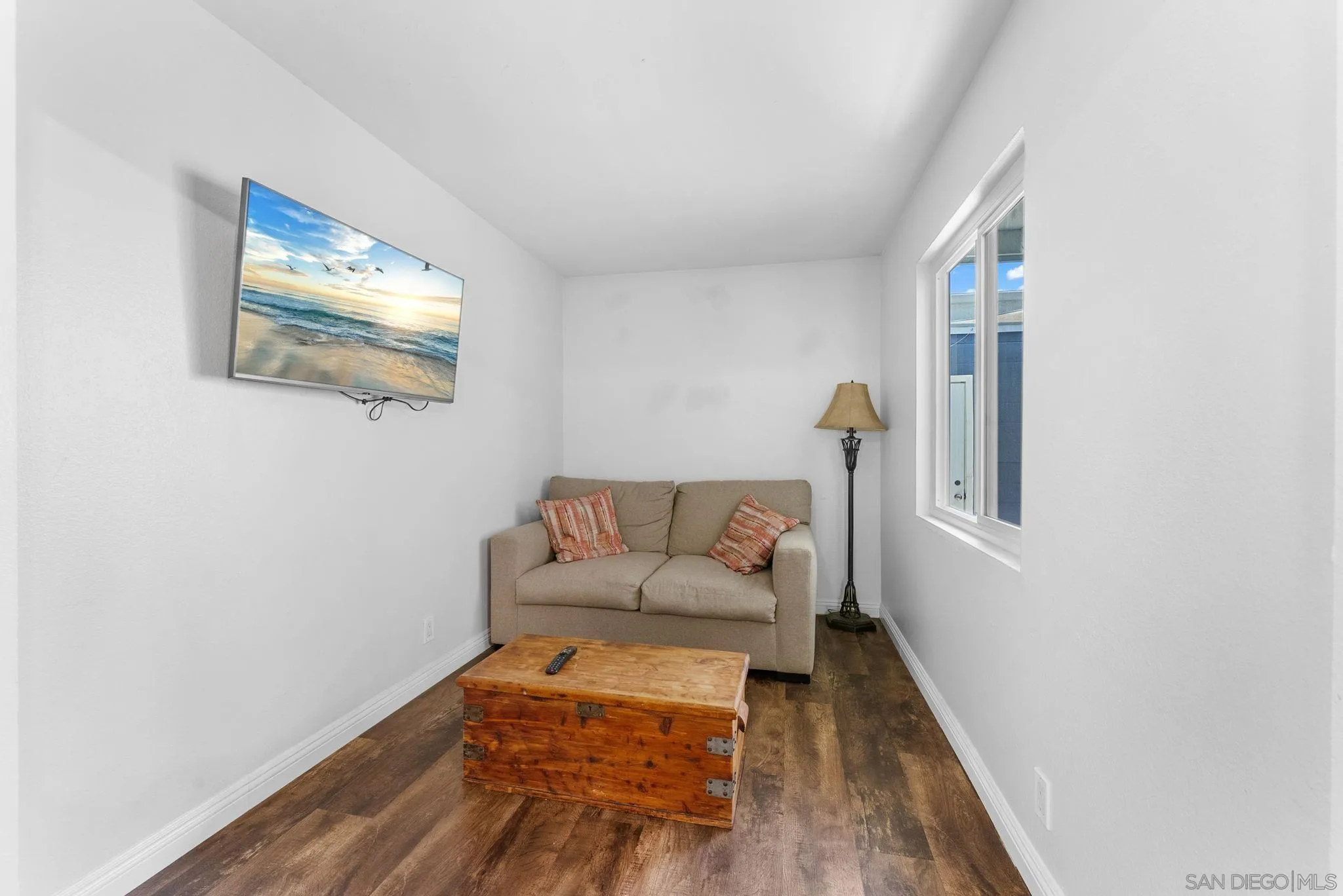 https://cdn.realtyfeed.com/cdn/127/260007136/37511aed352821c7a2b6b0104d736f6b.webp