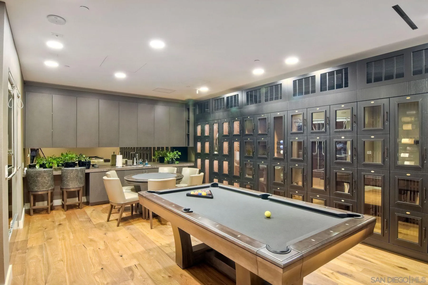 Photo #4: 260007142 Listing: Photo #4