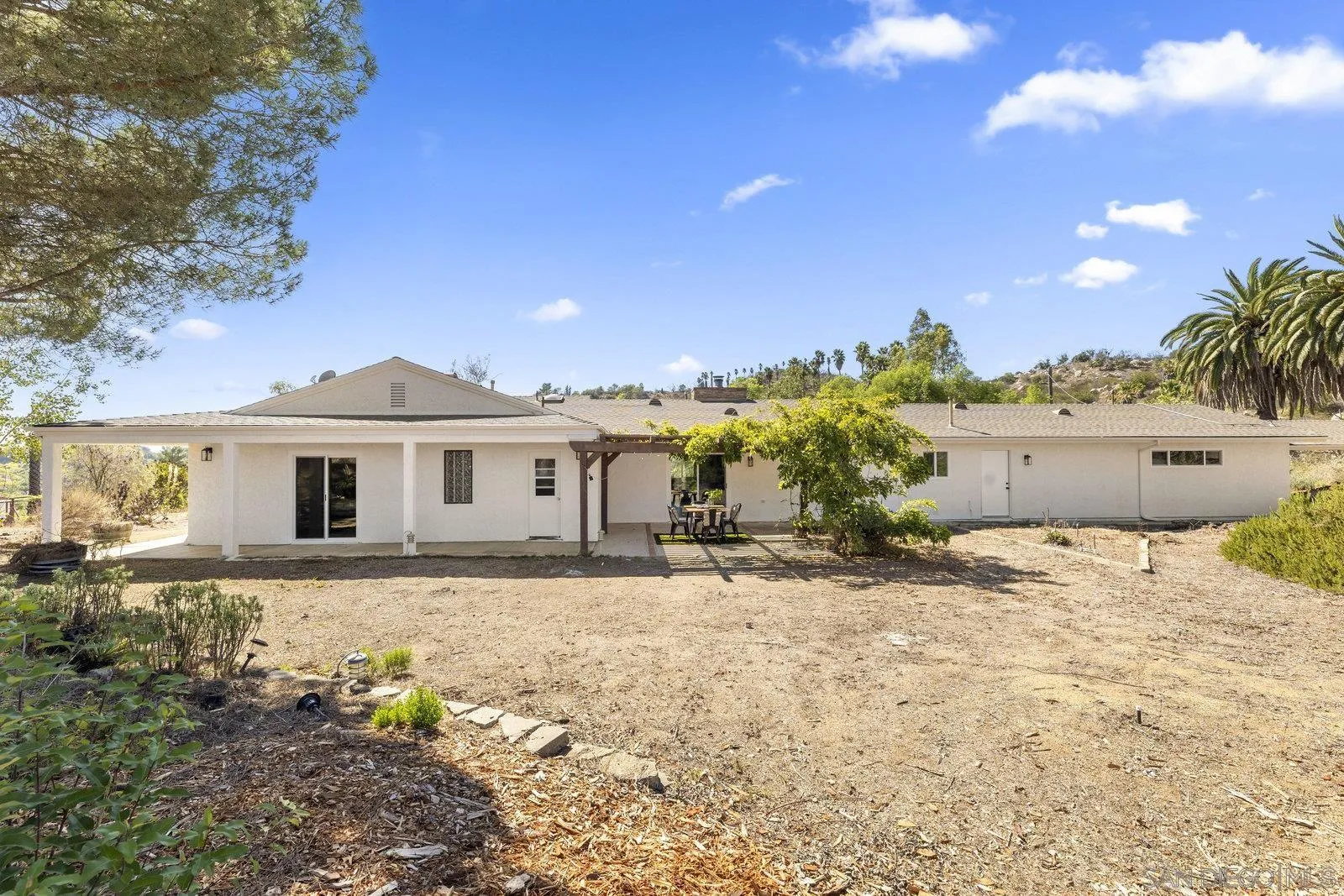 https://cdn.realtyfeed.com/cdn/127/260007146/21a8dd58ac93d33414b3c379d1490710.webp
