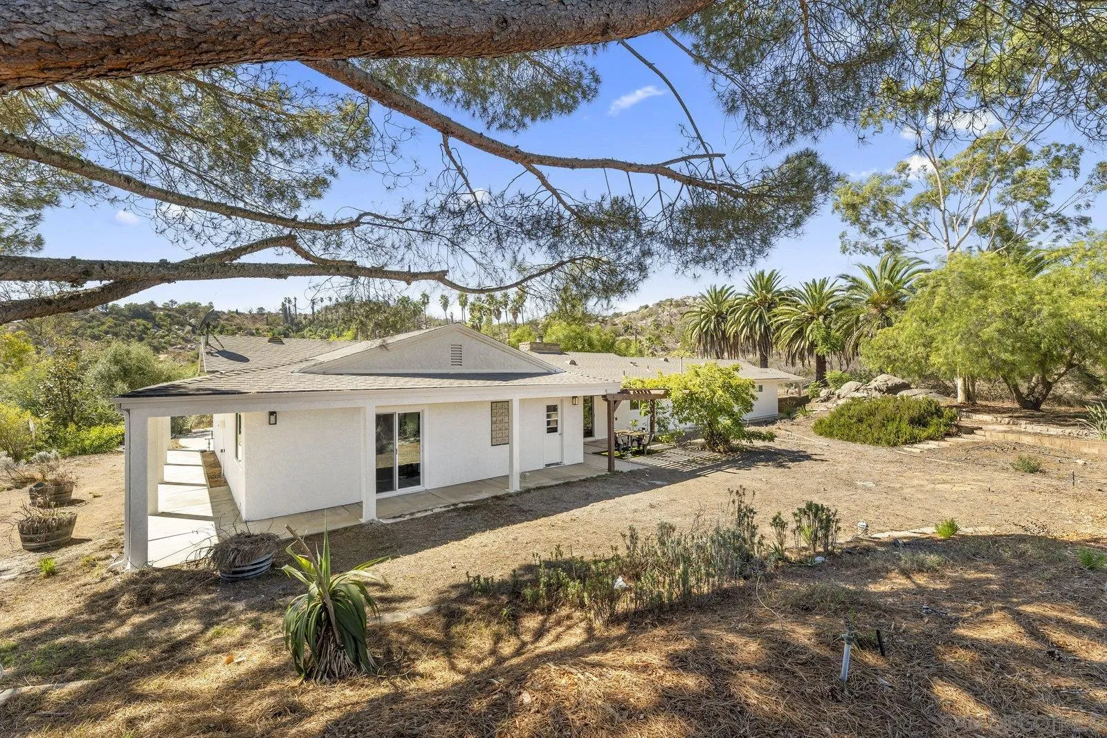 https://cdn.realtyfeed.com/cdn/127/260007146/5813fd85afe1eb2a54085d002f966332.webp