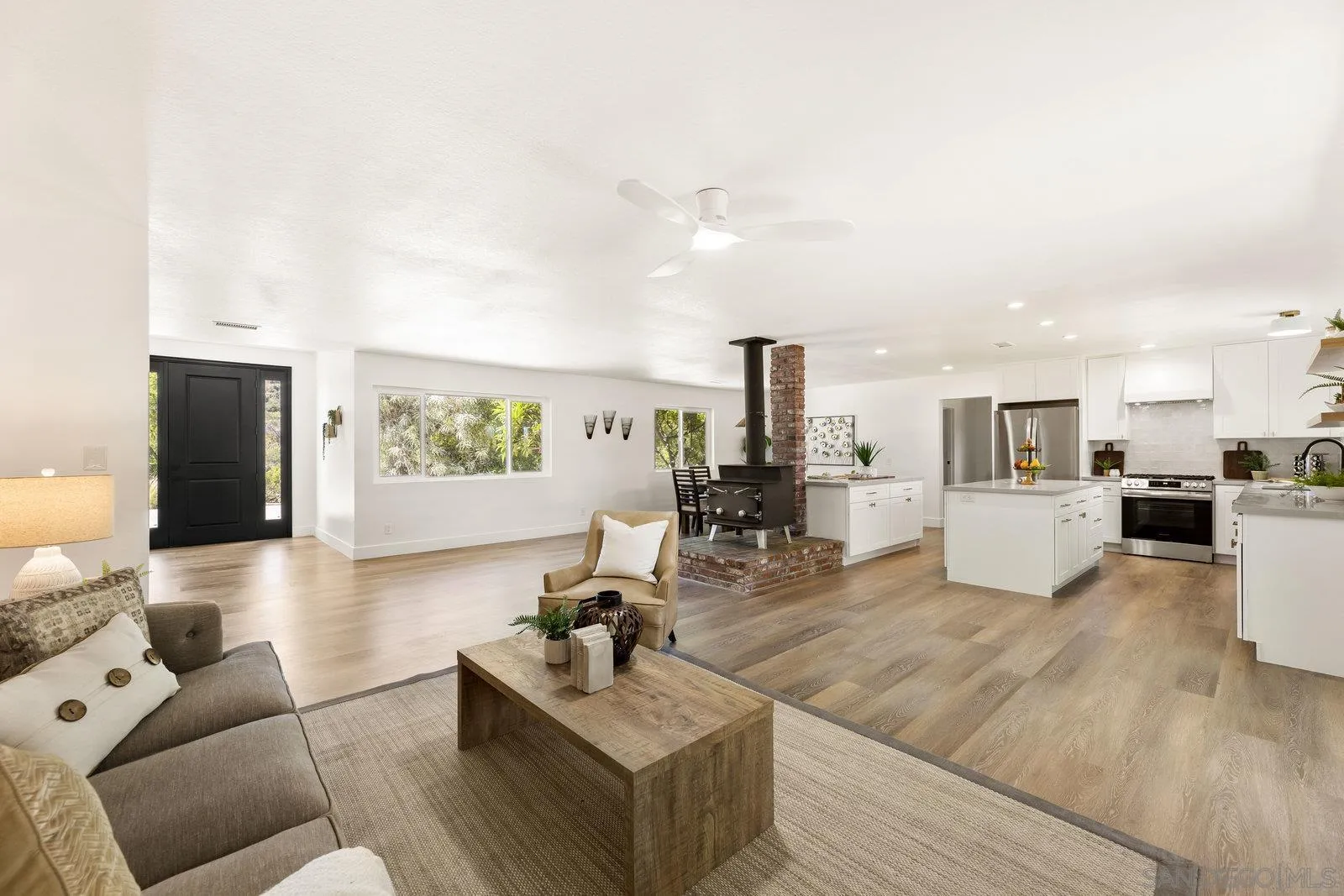 https://cdn.realtyfeed.com/cdn/127/260007146/6117015d27b7e9d005a919b1ed94c7be.webp