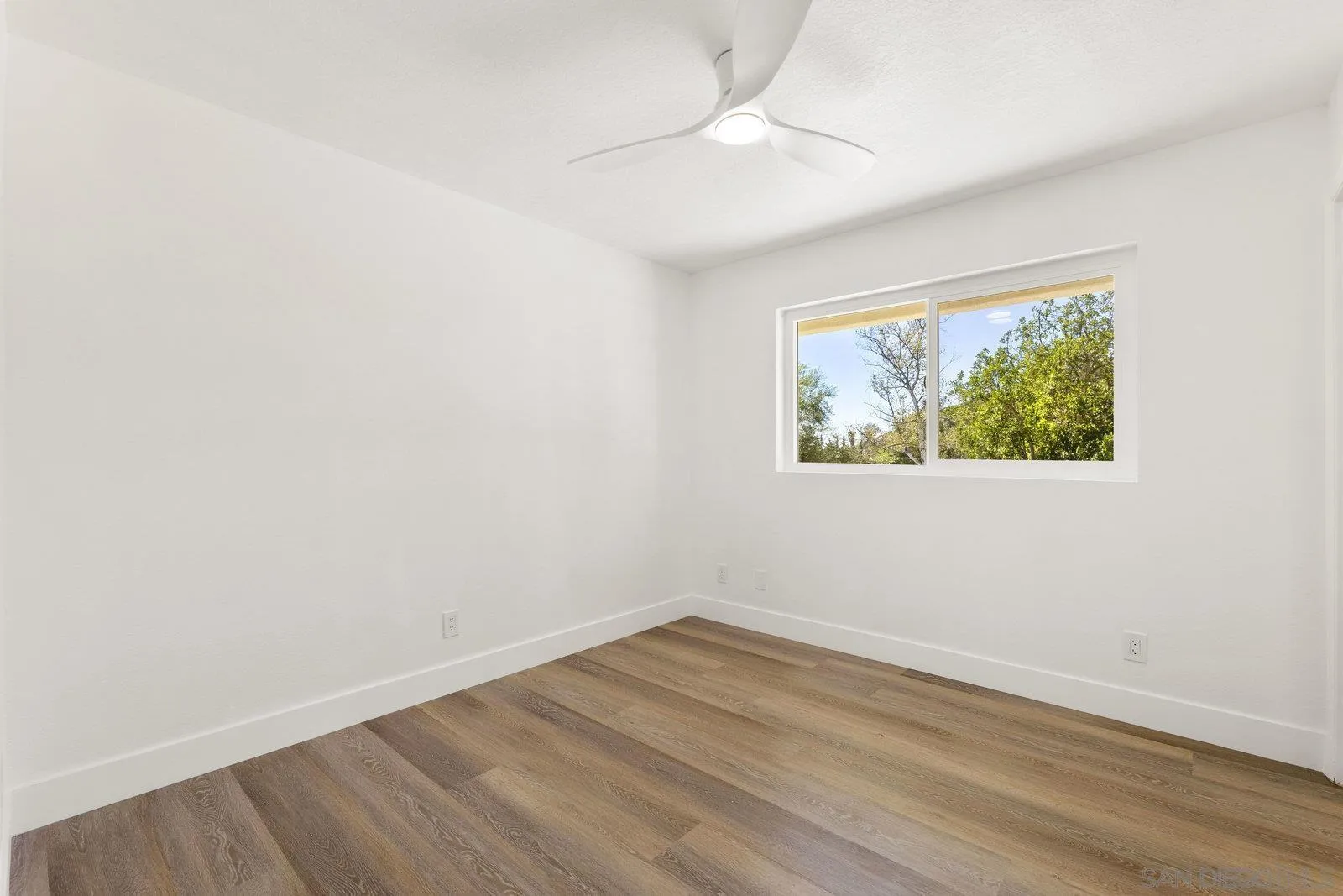 https://cdn.realtyfeed.com/cdn/127/260007146/eb811fbd6256fa0444af13947a6607b9.webp