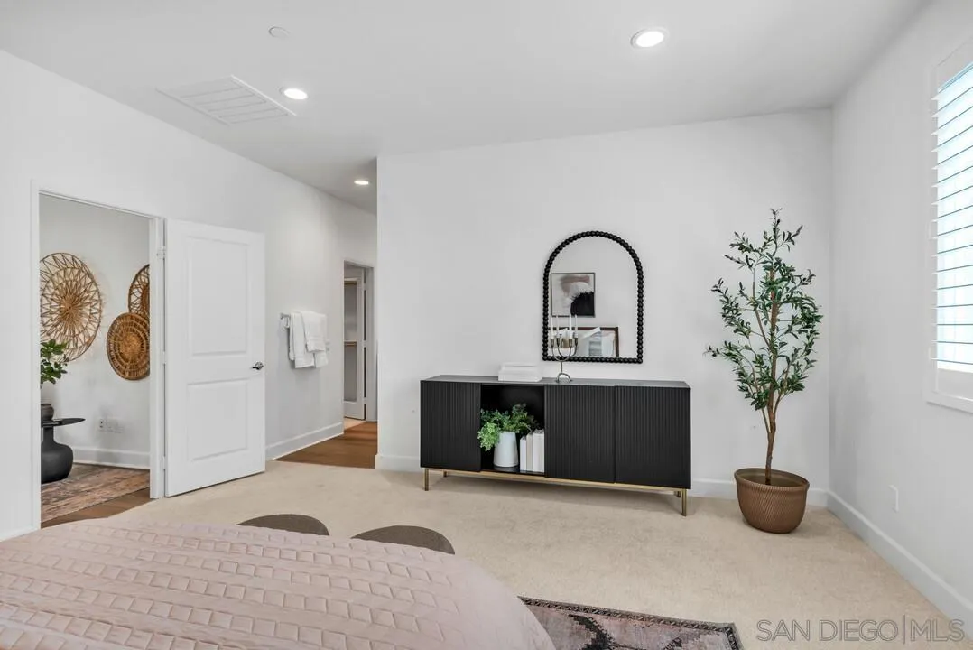 https://cdn.realtyfeed.com/cdn/127/260007148/b8c310d77175ea69032c534c80f32061.webp