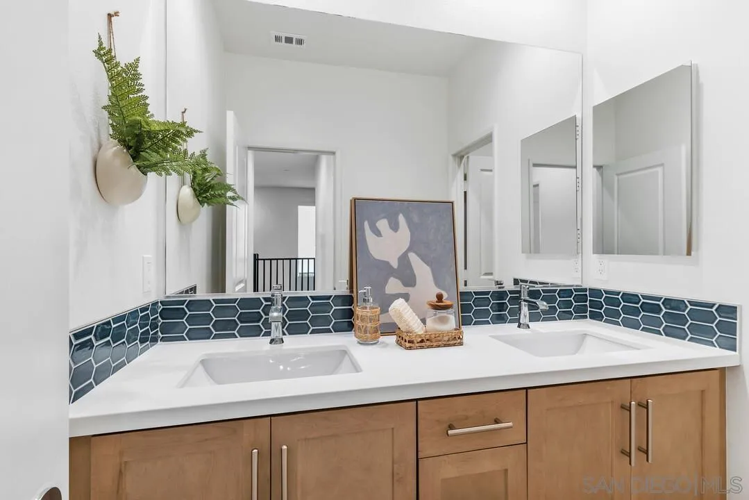 https://cdn.realtyfeed.com/cdn/127/260007148/c6ca189324dc293ba879126fdb82f38e.webp