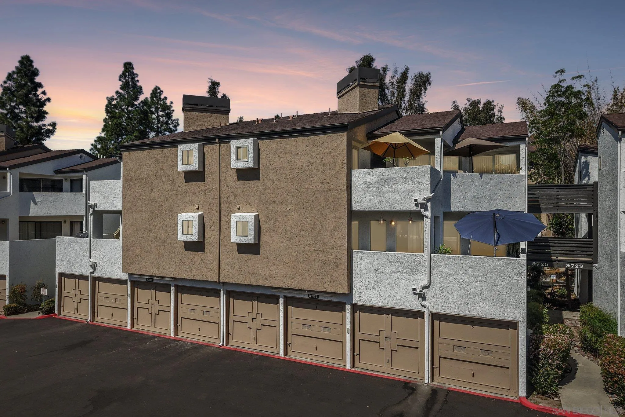 Photo #1: 260007154 Listing: Photo #1