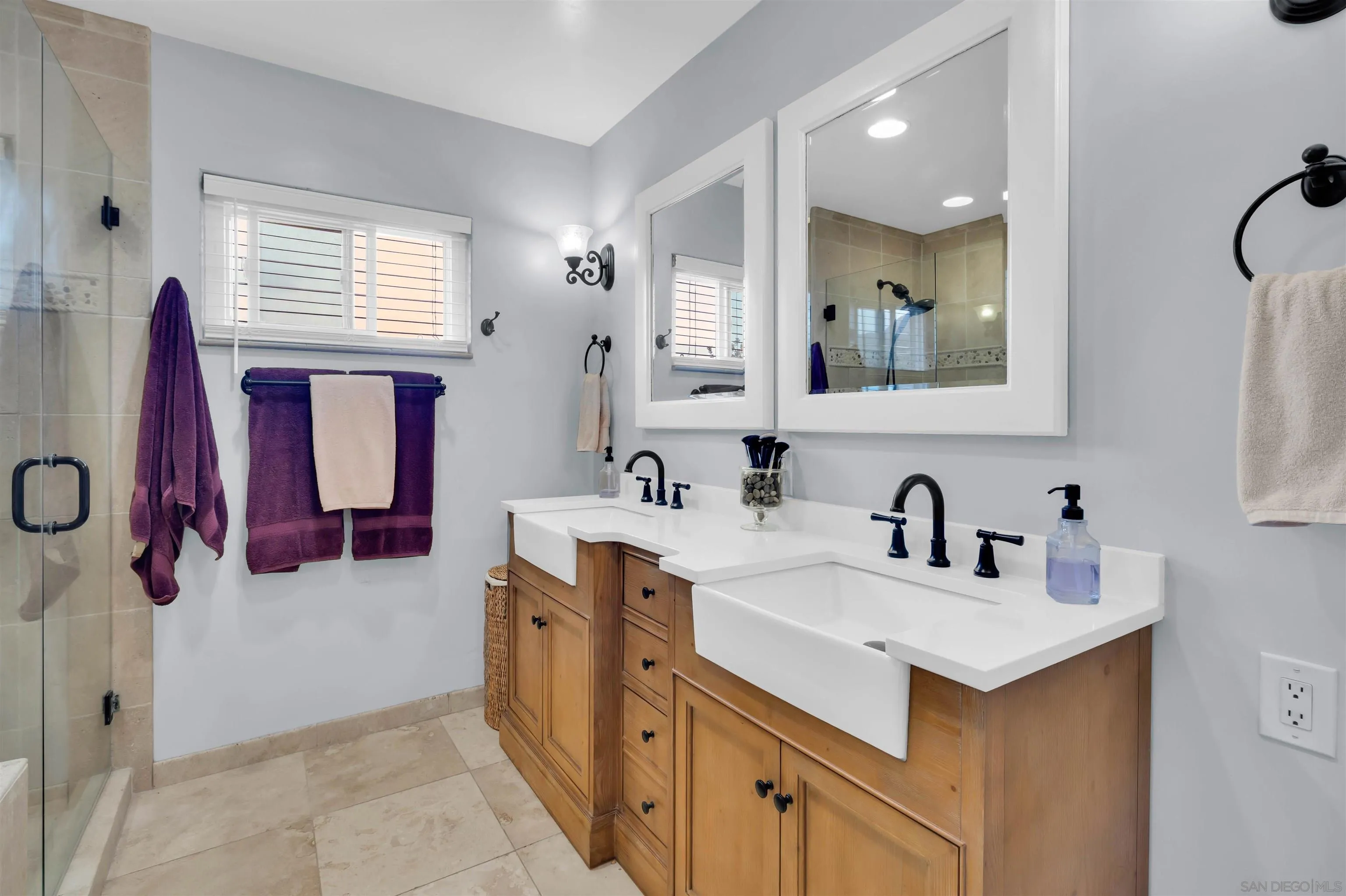 https://cdn.realtyfeed.com/cdn/127/260007163/06d7b8fdfbaf6221522914532b916c55.webp