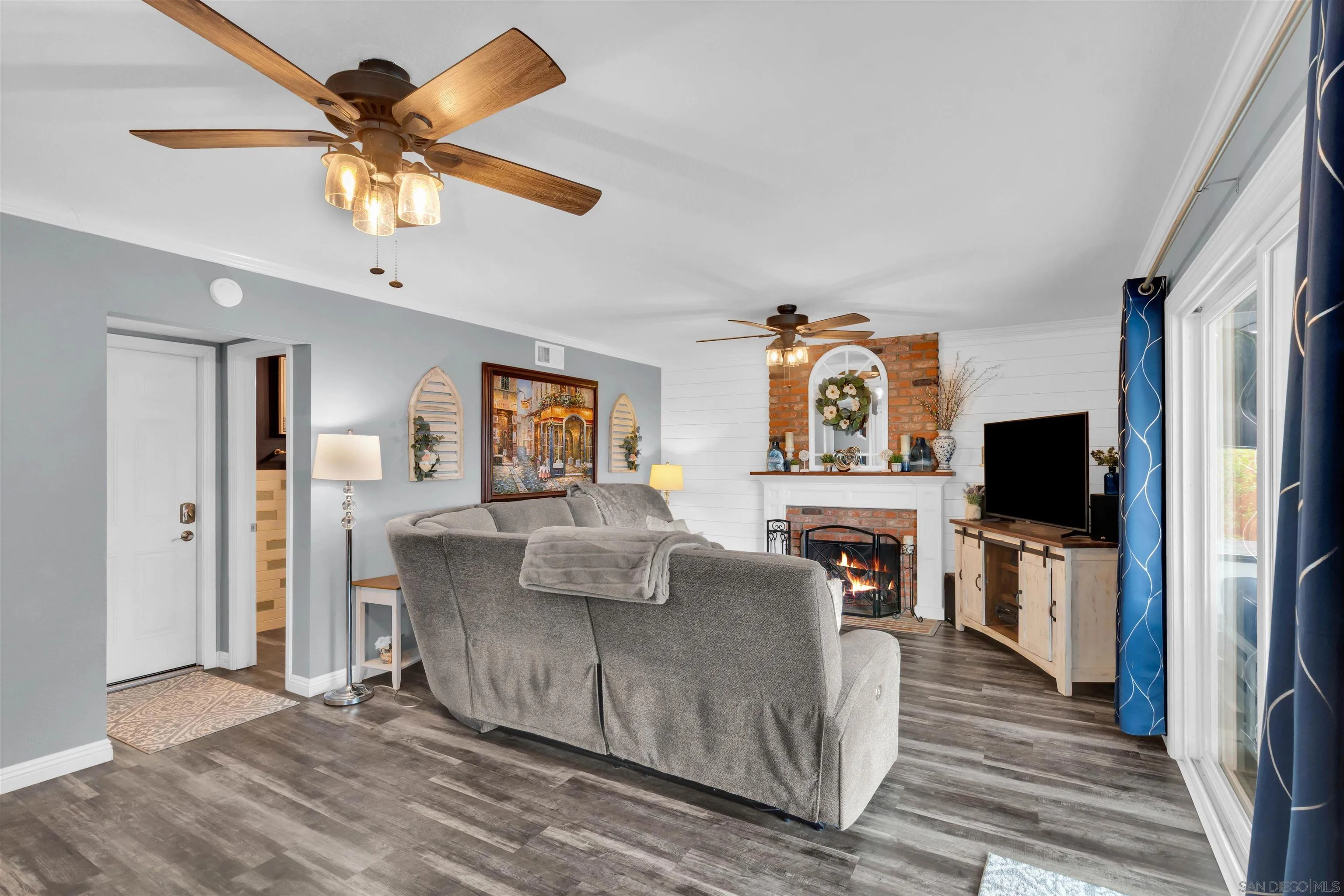 https://cdn.realtyfeed.com/cdn/127/260007163/2f94476b368787175142cff5964f47d8.webp
